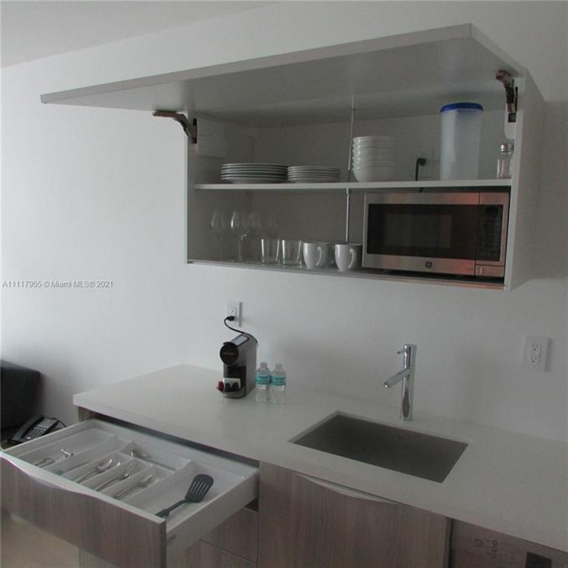 Condominium in Miami Beach, Florida 10110701