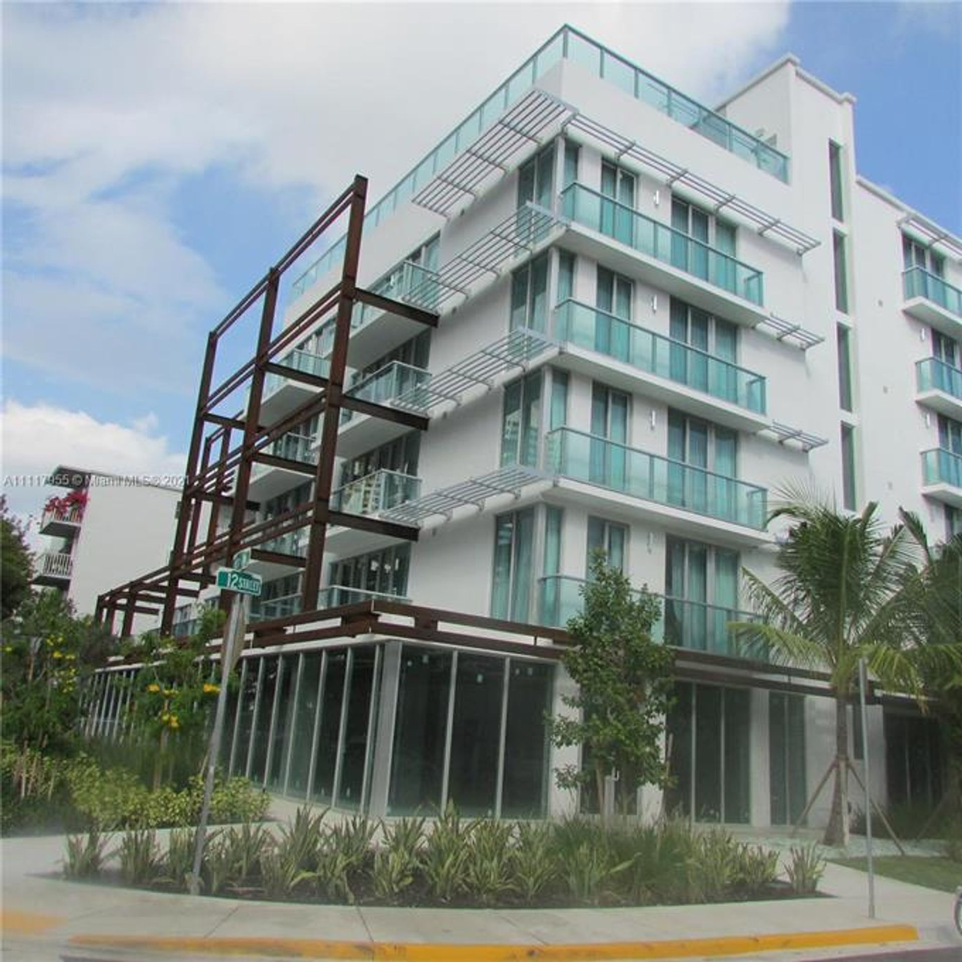 Condominium in Miami Beach, Florida 10110701