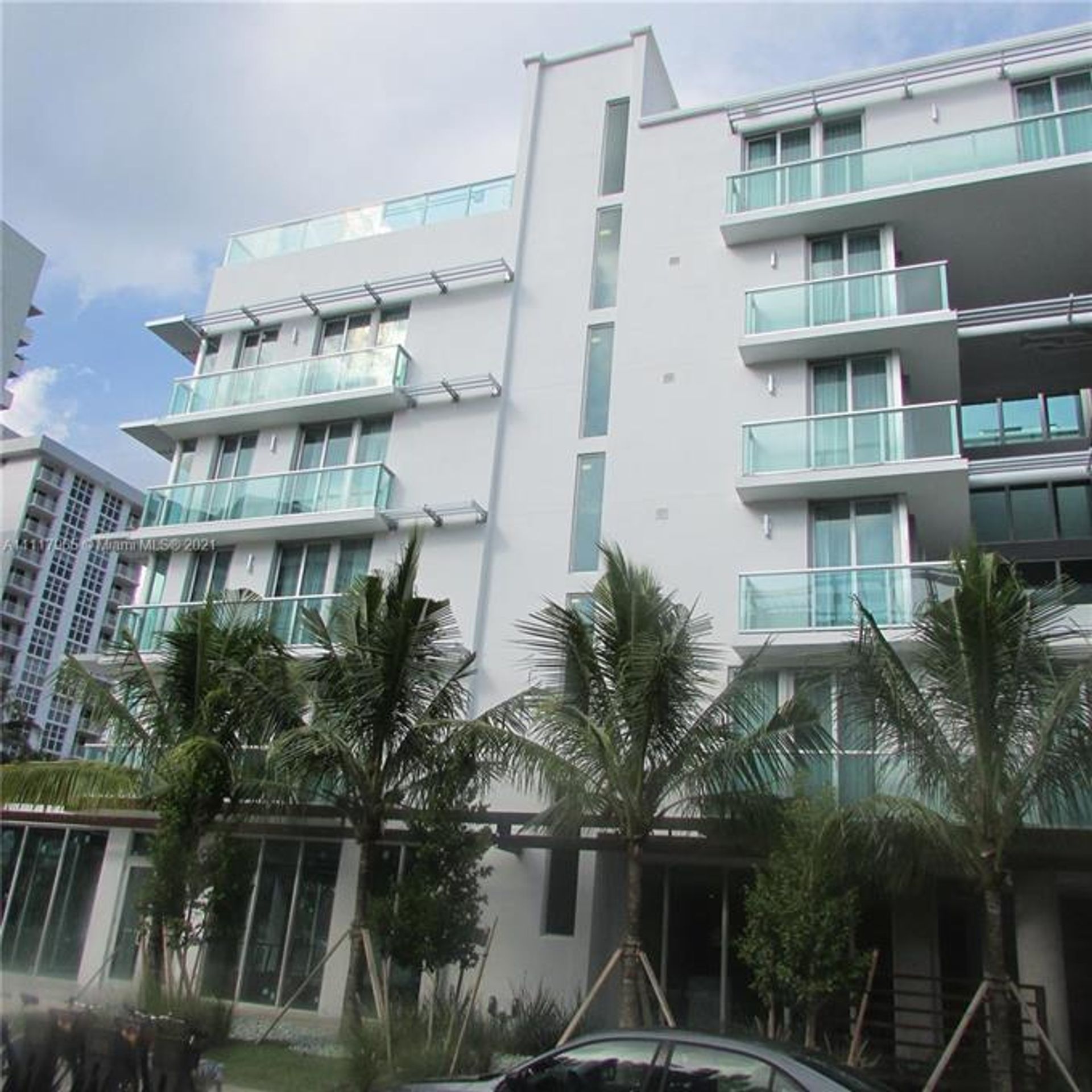 Condominium in Miami Beach, Florida 10110701