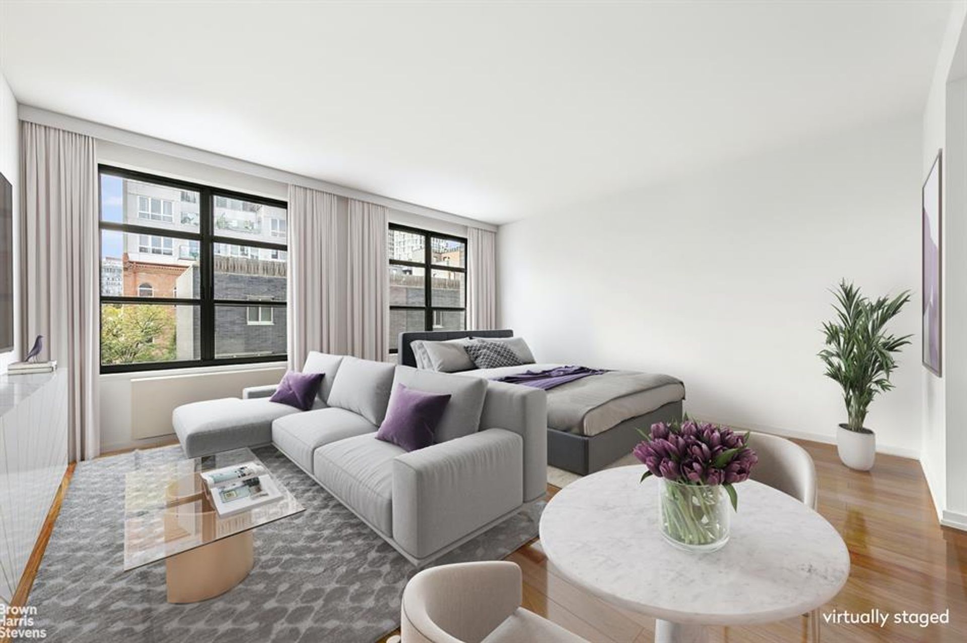 Condominium in New York, New York 10111752