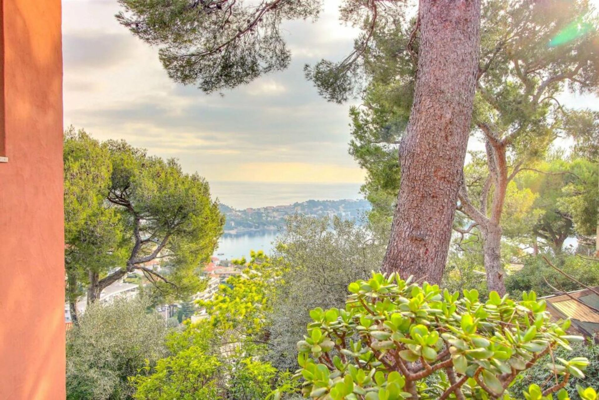 Hus i Villefranche-sur-Mer, Provence-Alpes-Cote d'Azur 10112432