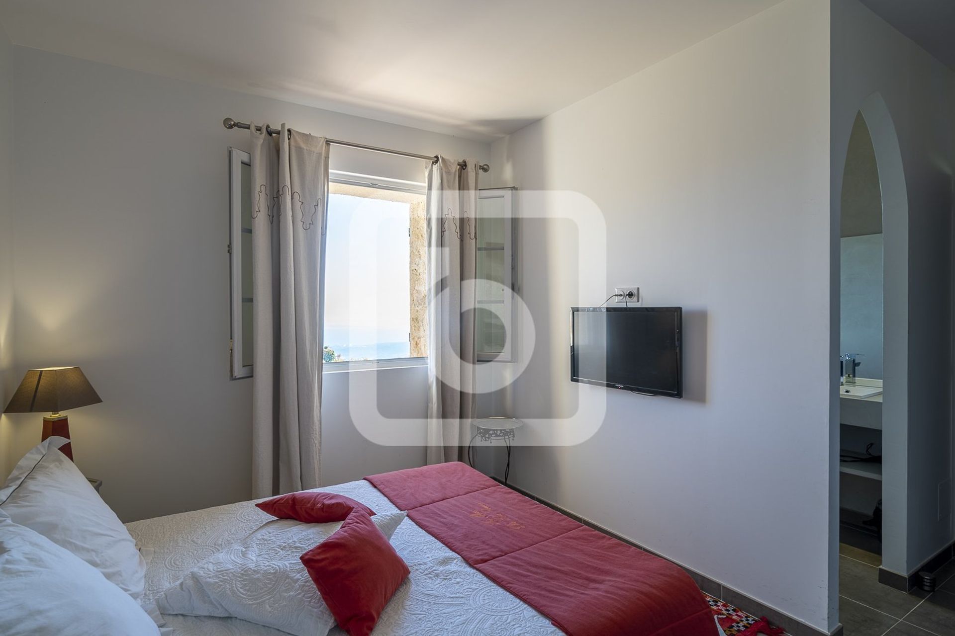 жилой дом в Tourrettes-sur-Loup, Provence-Alpes-Côte d'Azur 10112709