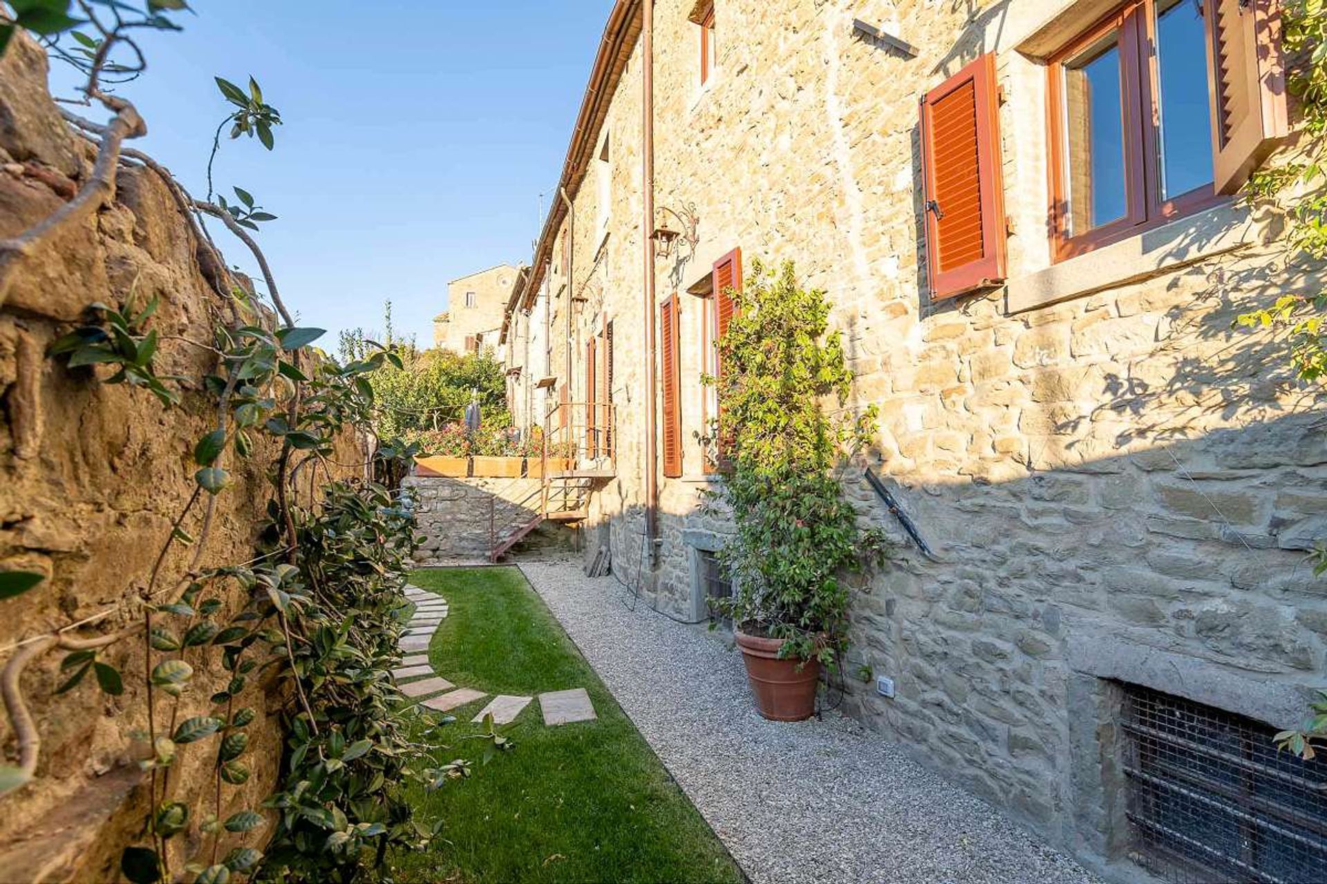 Condominium in Cortona, Tuscany 10112933