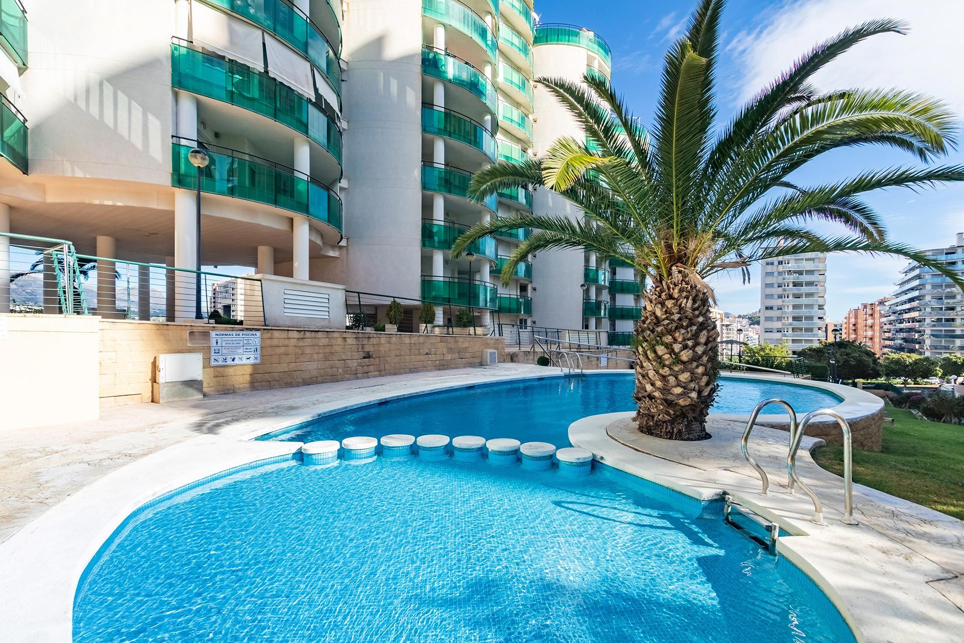 Condominium in Villajoyosa, Valencia 10113189