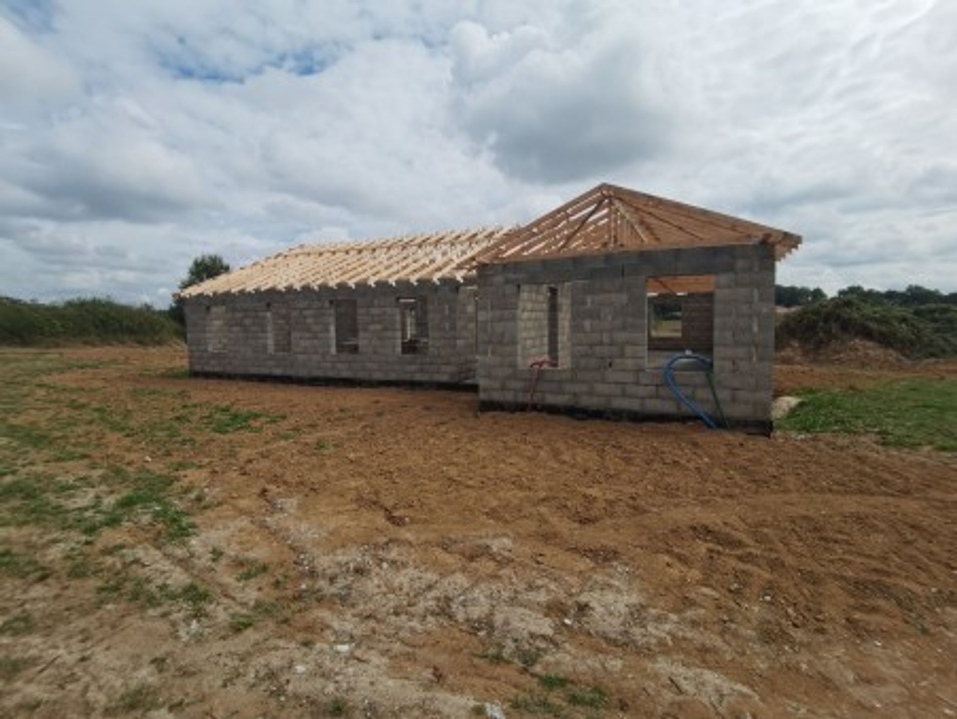 casa en Saint-Claud, Nouvelle-Aquitaine 10113350