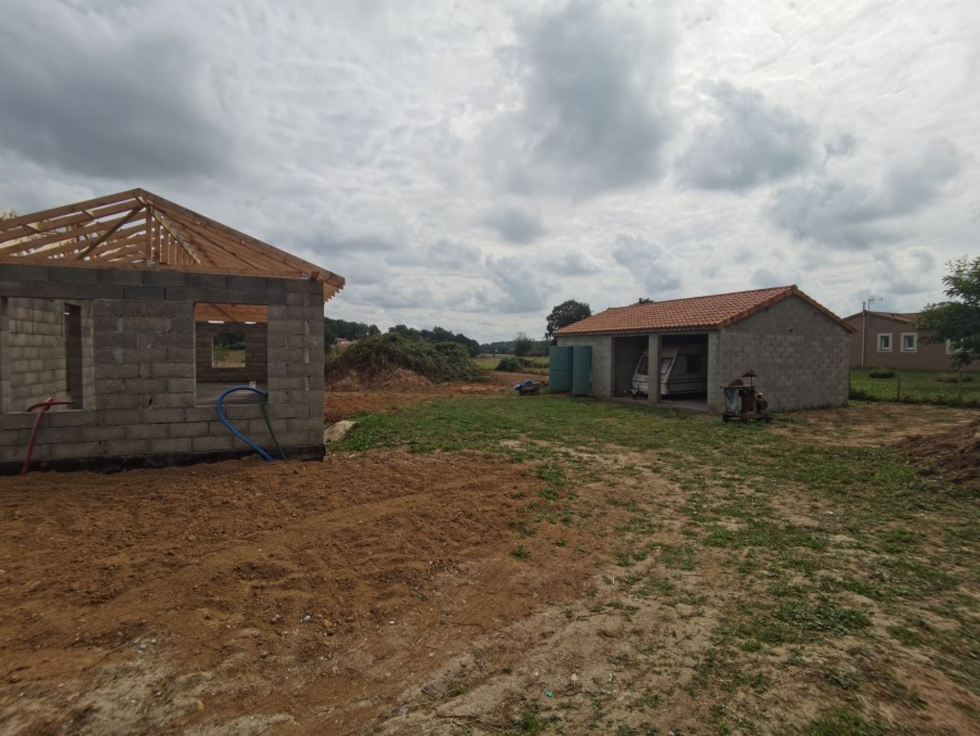 casa en Saint-Claud, Nouvelle-Aquitaine 10113350