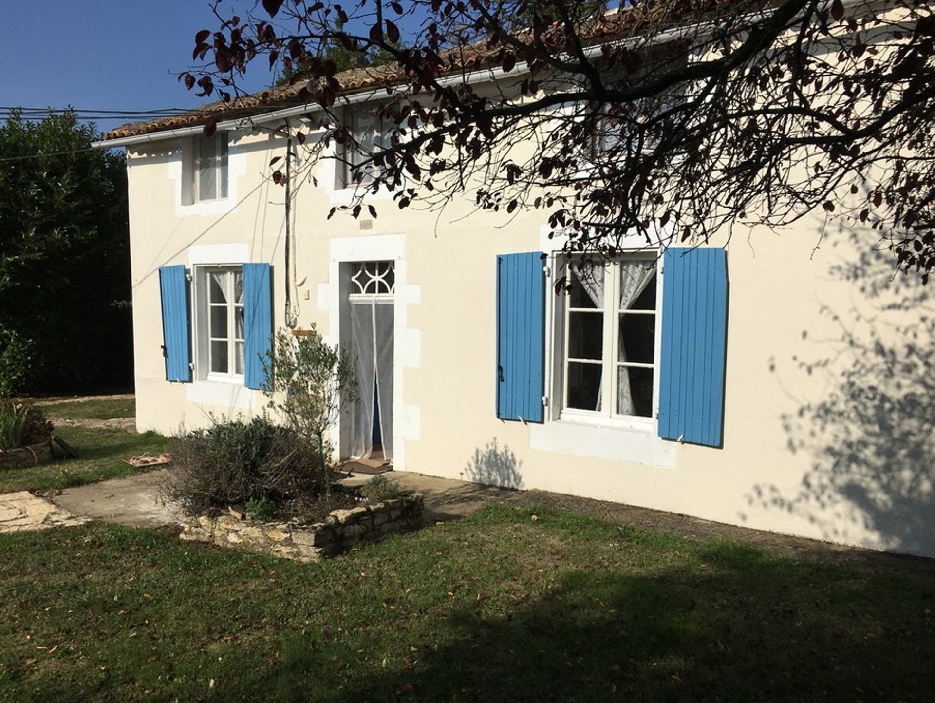 casa en Sauze-Vaussais, Nouvelle-Aquitaine 10113469