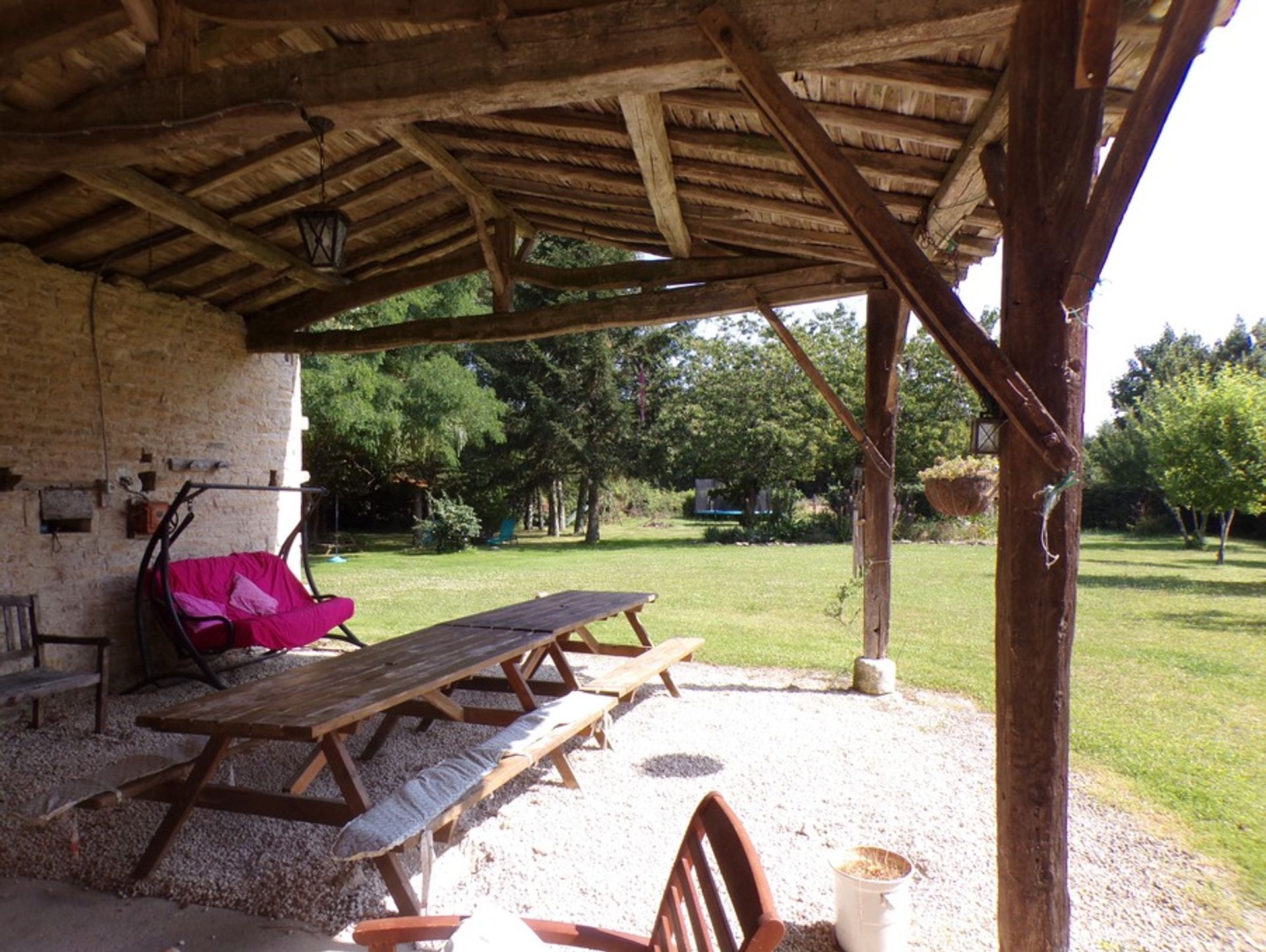 Hus i Lezay, Nouvelle-Aquitaine 10113479