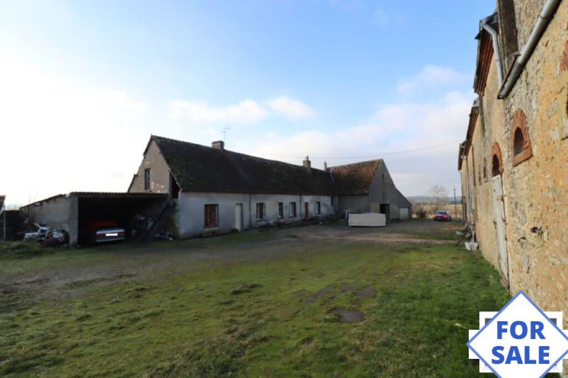 بيت في Saint-Germain-de-la-Coudre, Normandy 10113678