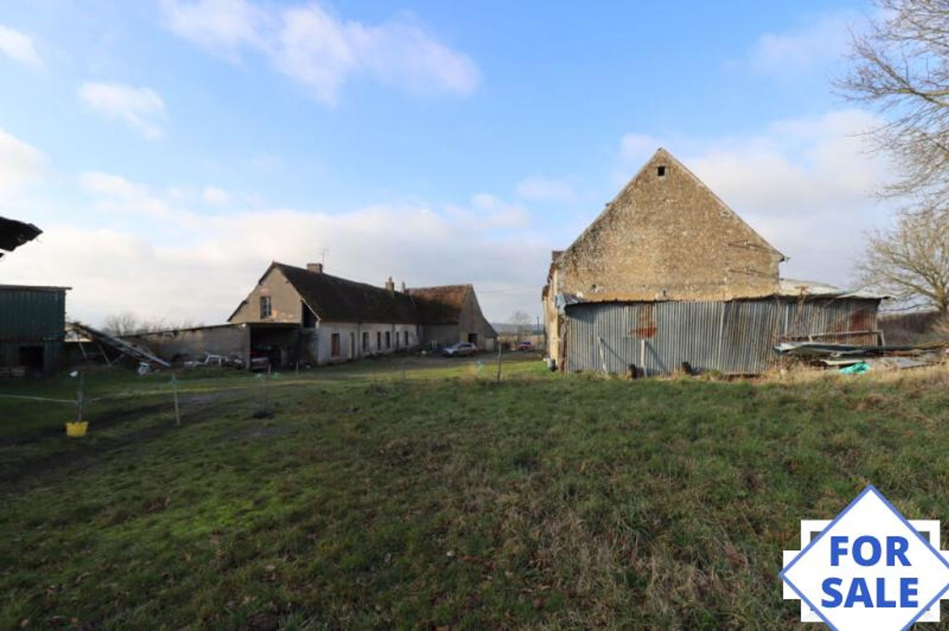 بيت في Saint-Germain-de-la-Coudre, Normandy 10113678