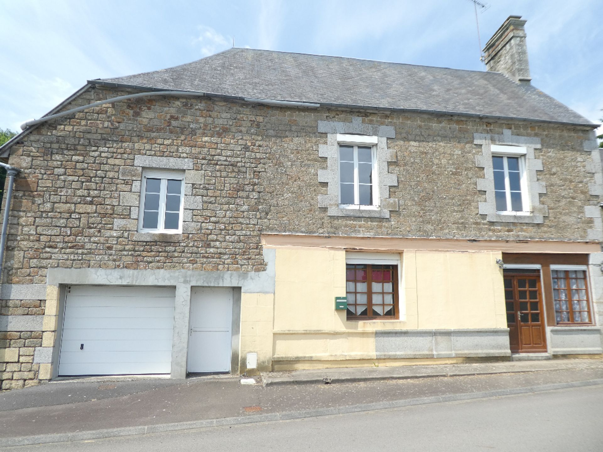 rumah dalam Juvigny les Vallées, Normandy 10113869