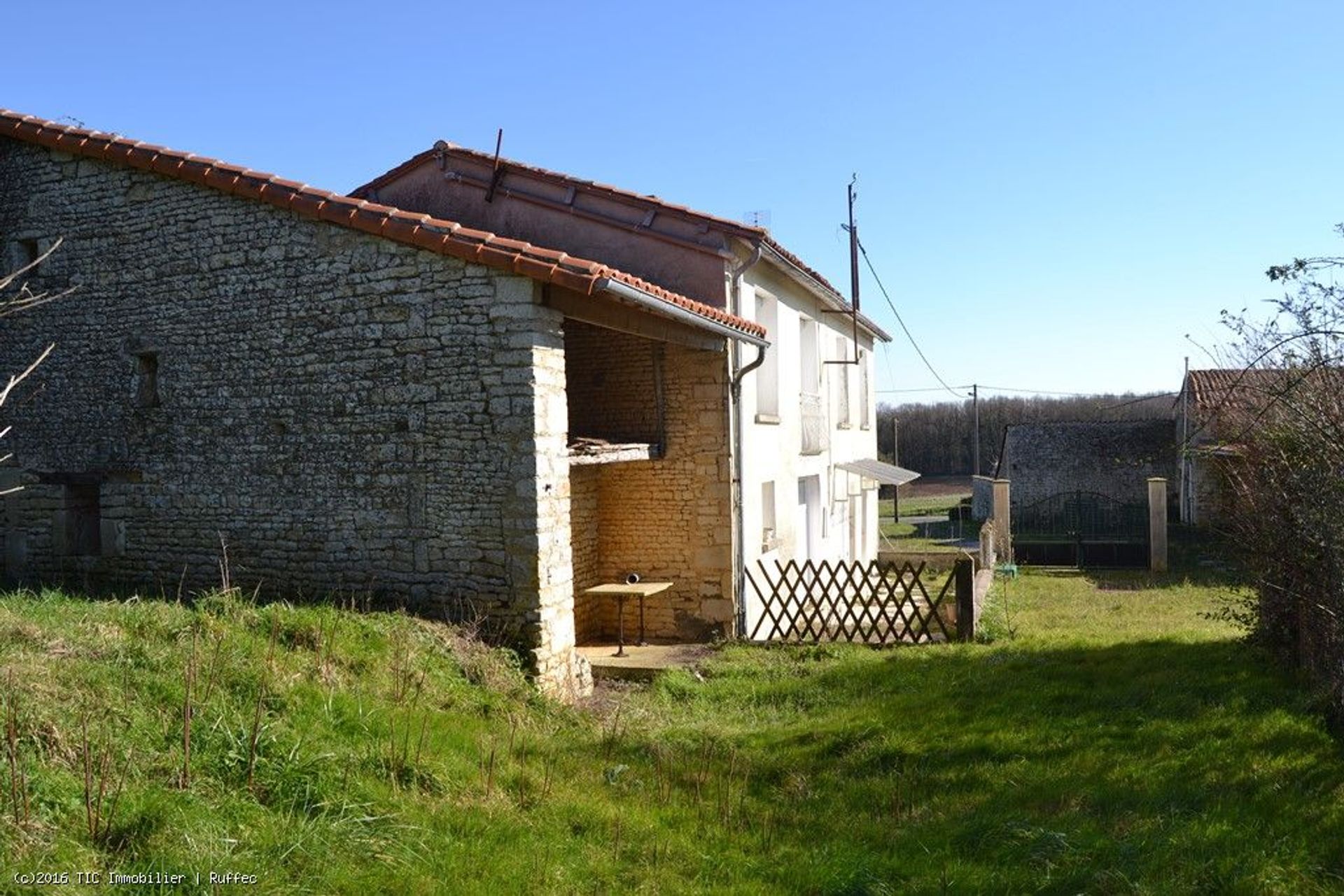 loger dans Ruffec, Nouvelle-Aquitaine 10113912