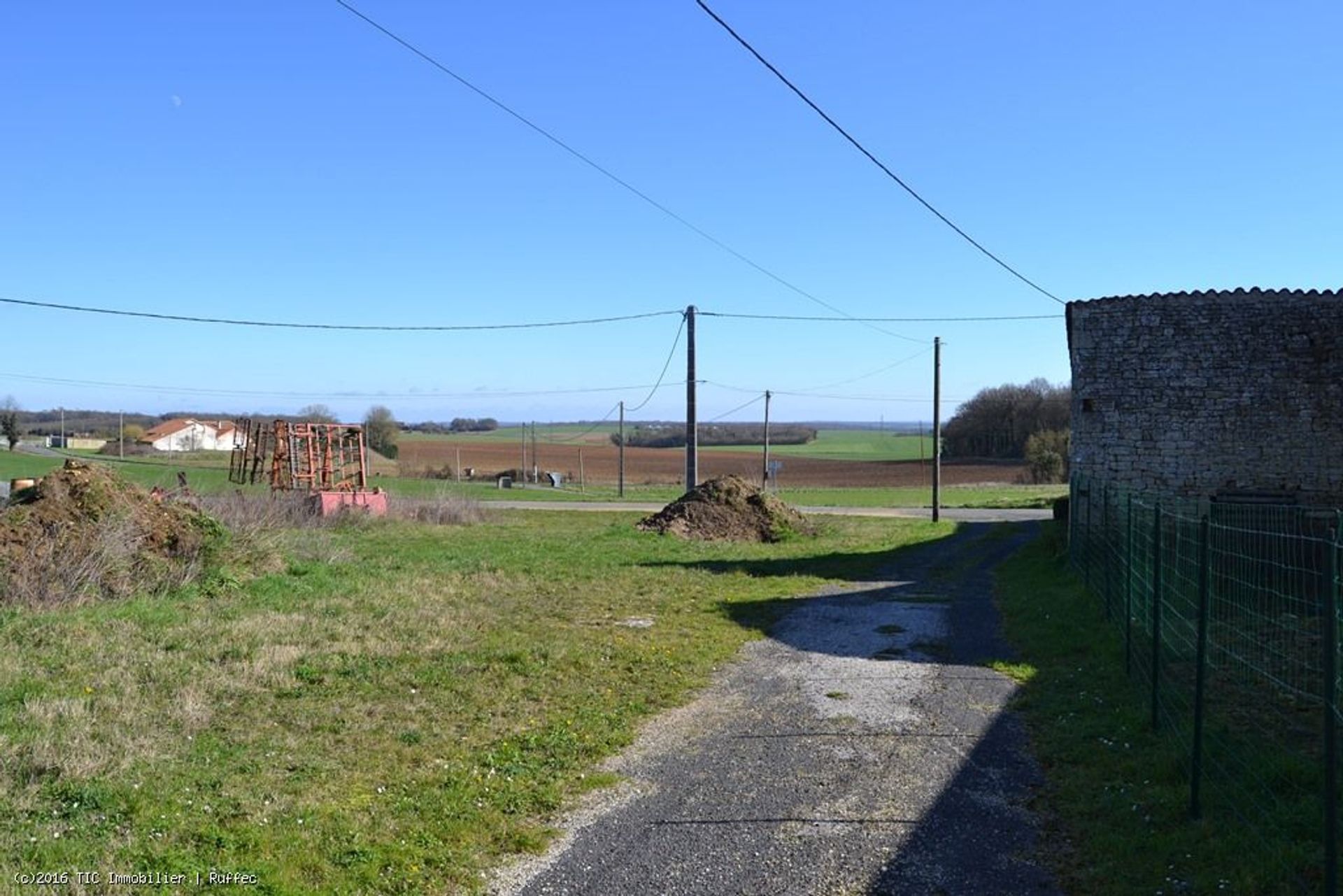 loger dans Ruffec, Nouvelle-Aquitaine 10113912