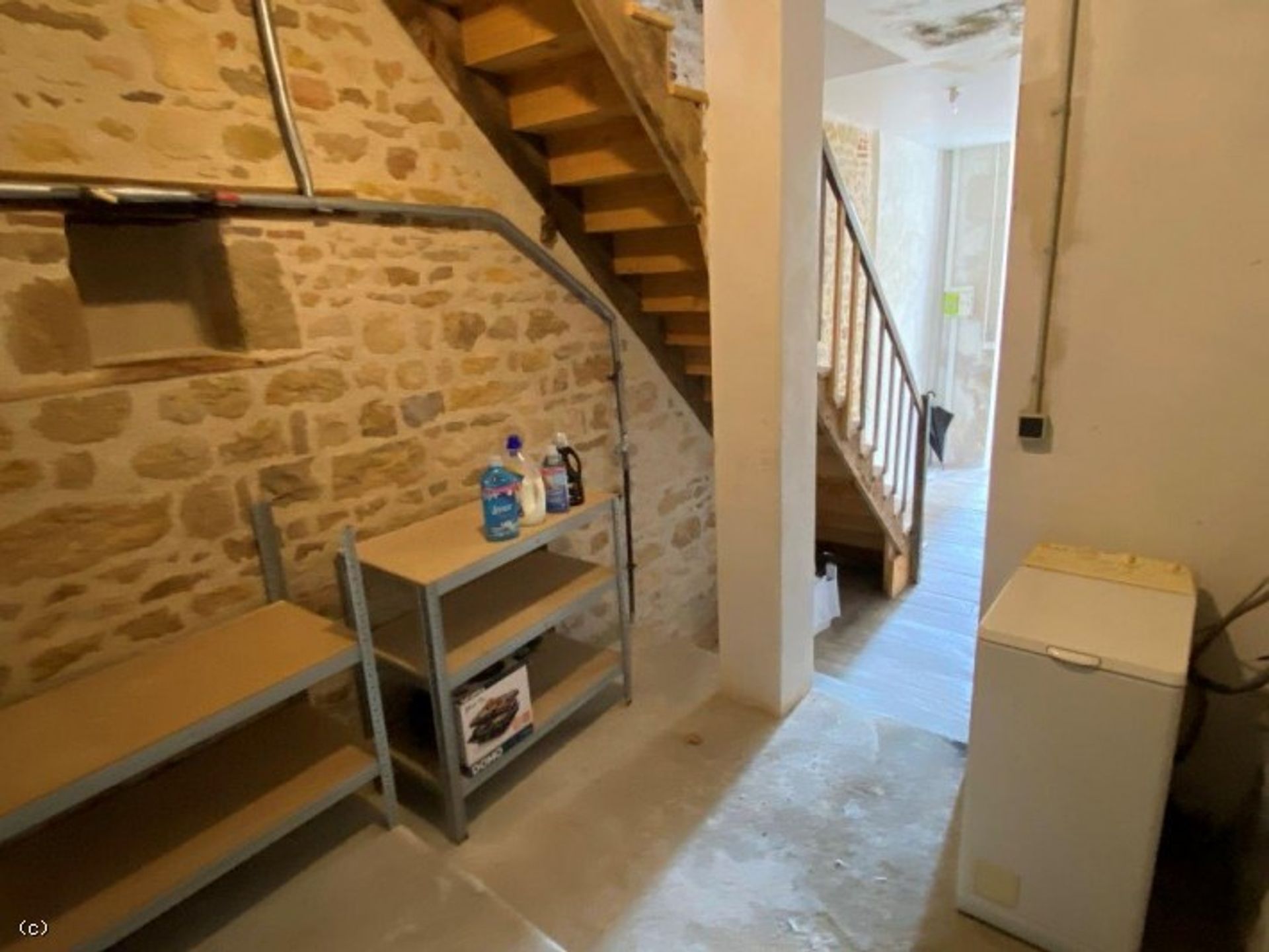 Condominium in Ruffec, Nouvelle-Aquitaine 10113966