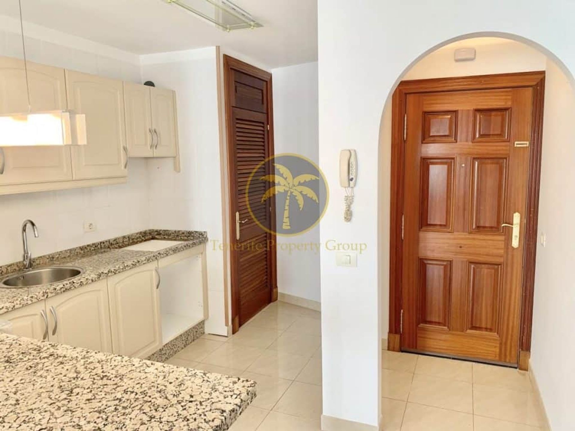 Condominium in Hoya Grande, Canary Islands 10113980