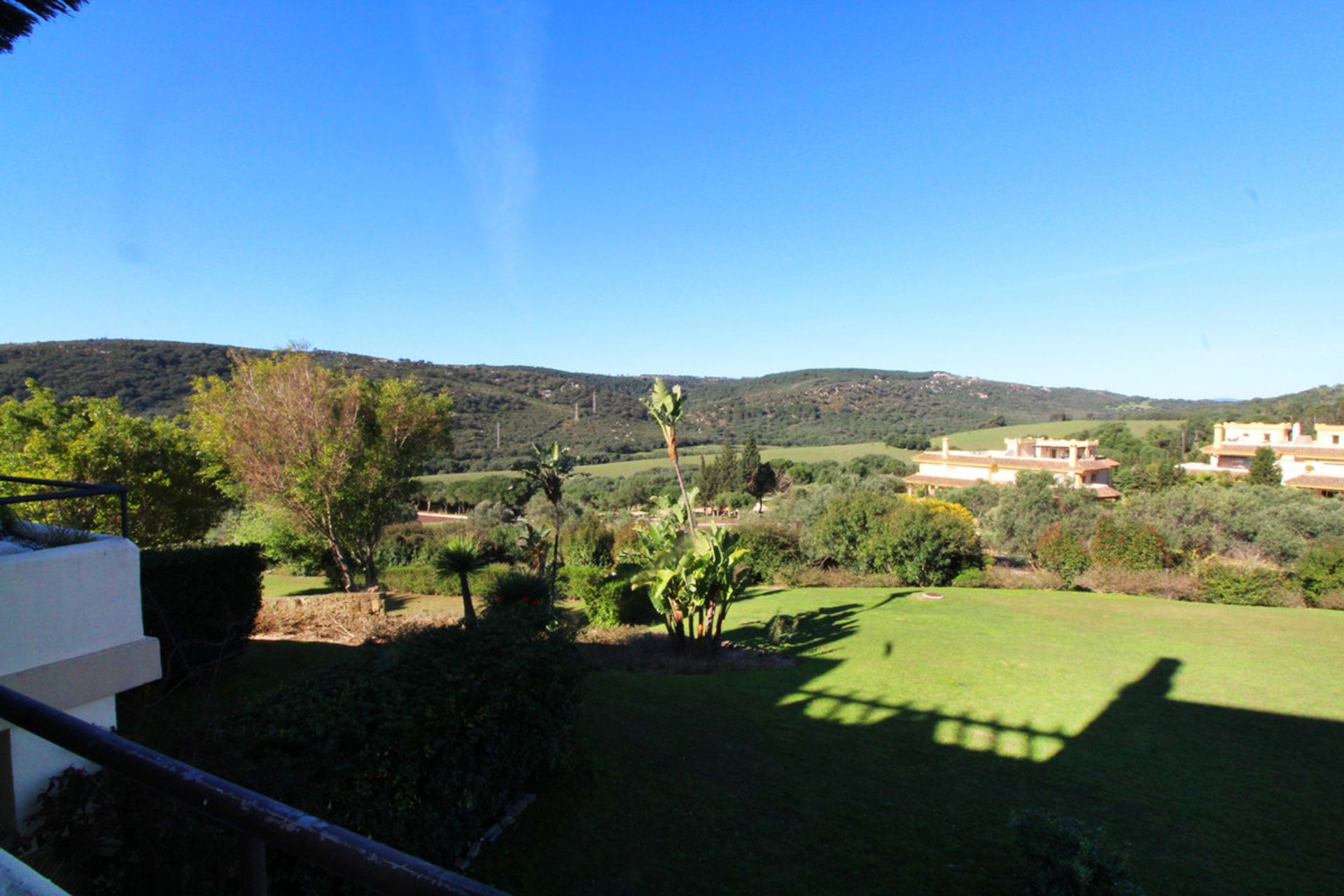 Condominium in Guadiaro, Andalusië 10114059