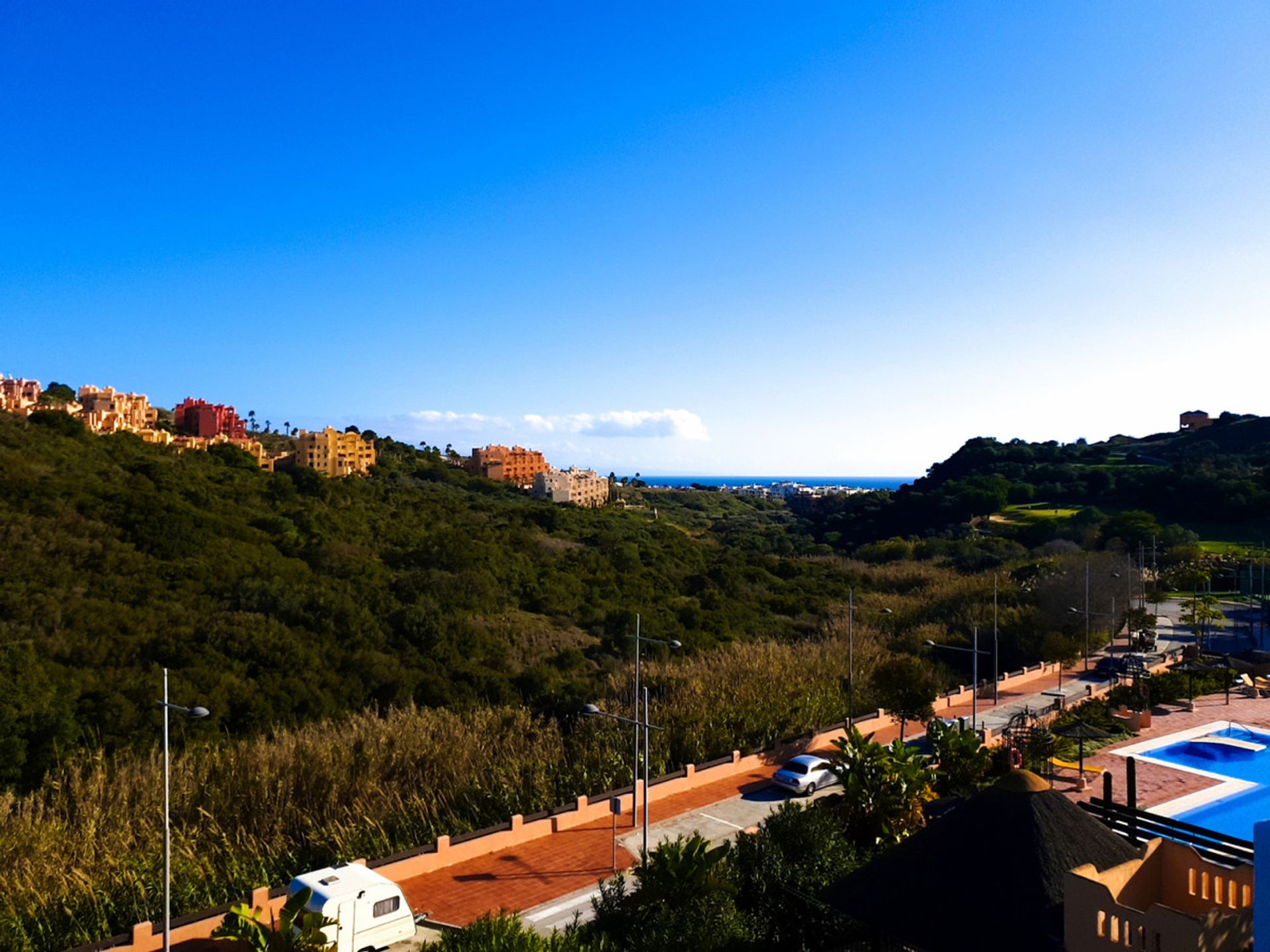 Condominium in Puerto de la Duquesa, Andalusia 10114092