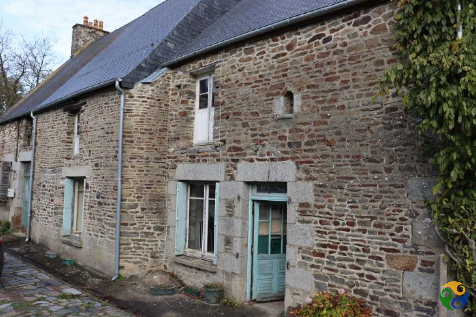 rumah dalam Pontorson, Normandie 10114343