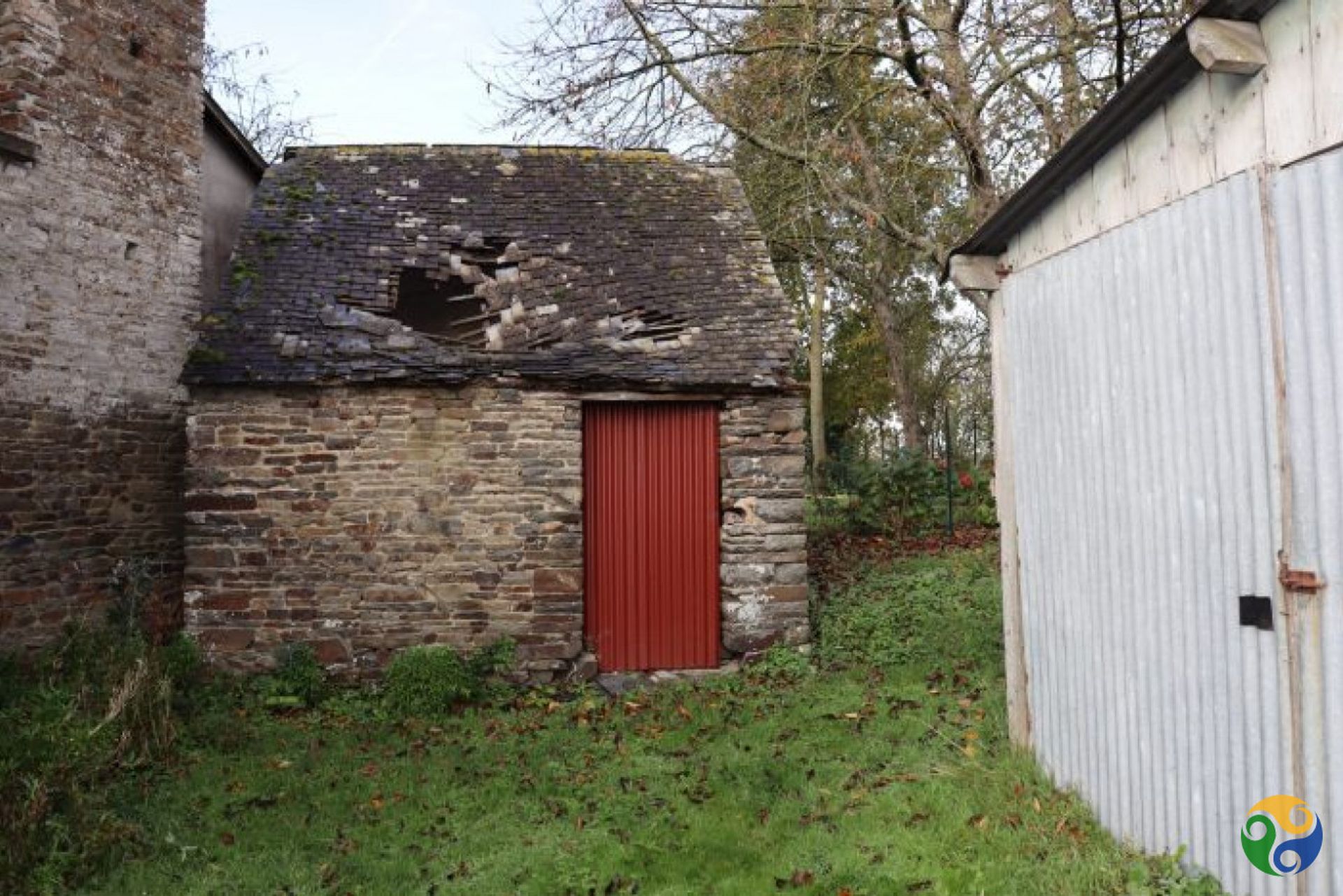 rumah dalam Pontorson, Normandy 10114343