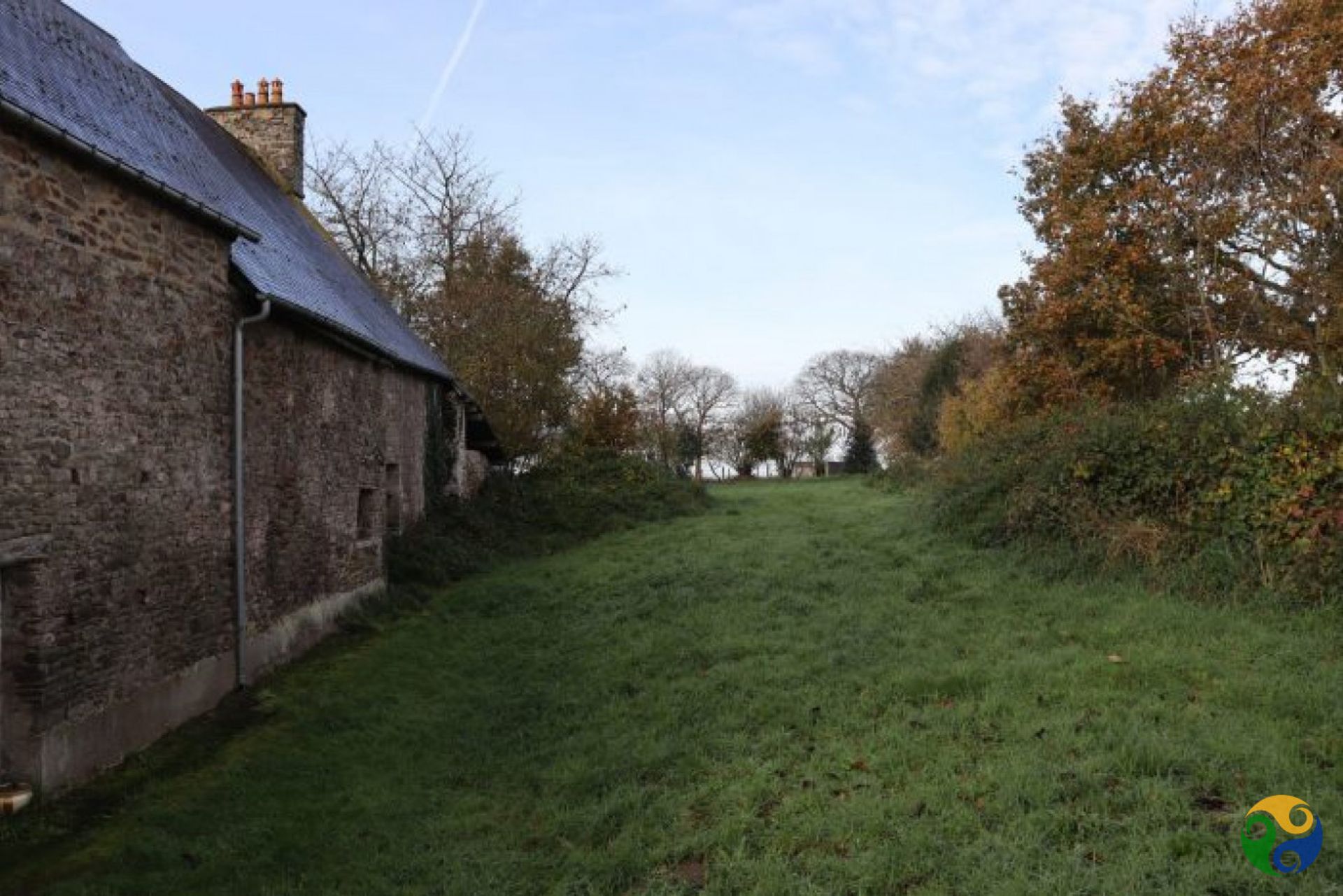 rumah dalam Pontorson, Normandy 10114343