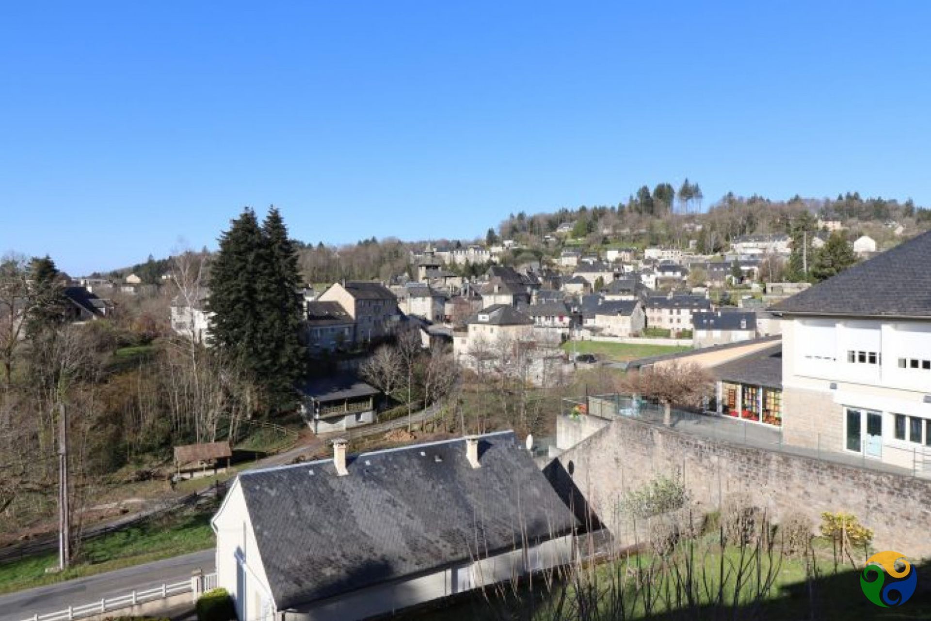 жилой дом в Saint-Priest-de-Gimel, Nouvelle-Aquitaine 10114394