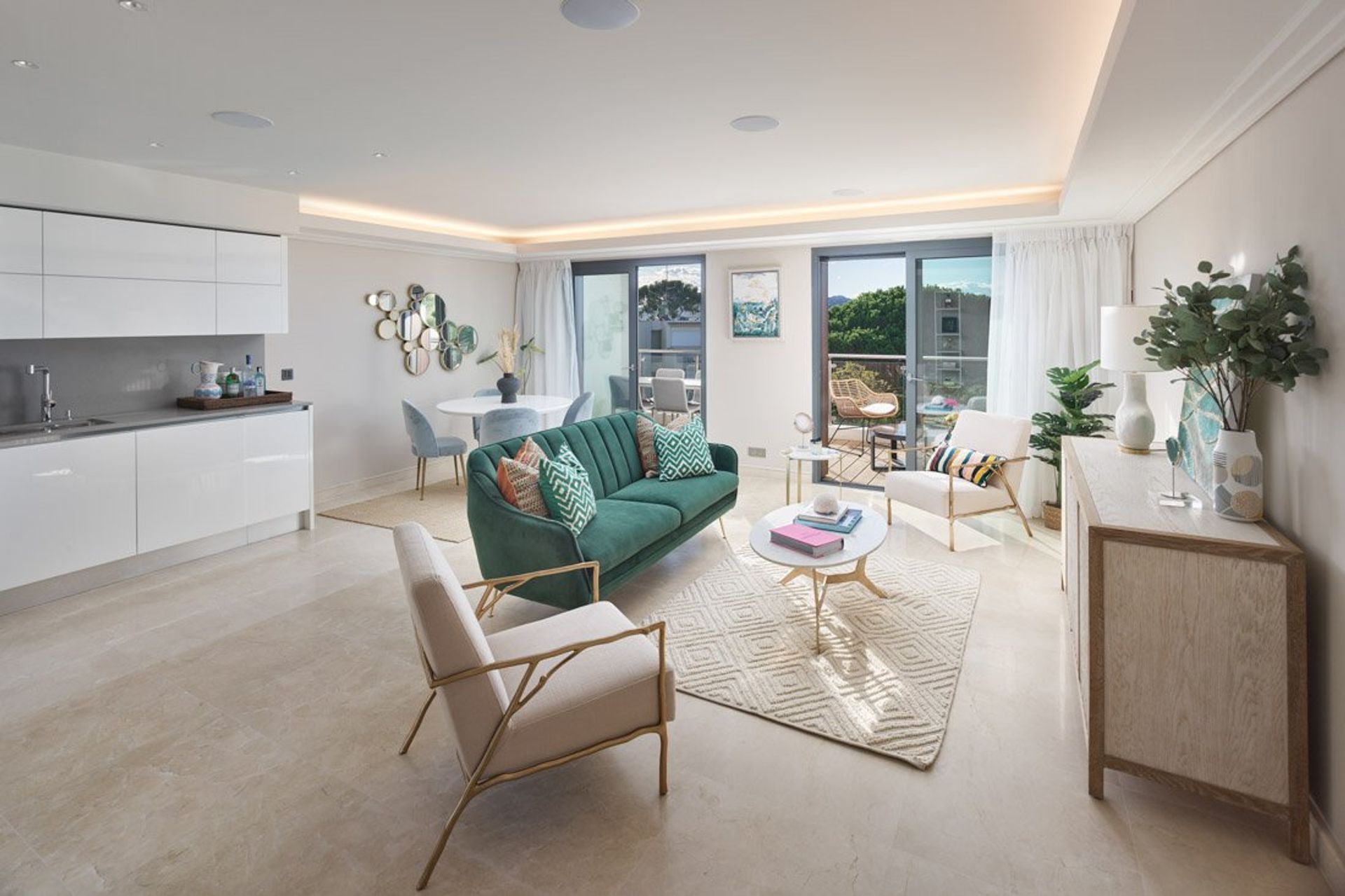 Condominium dans Juan les Pins, Provence-Alpes-Côte d'Azur 10115631