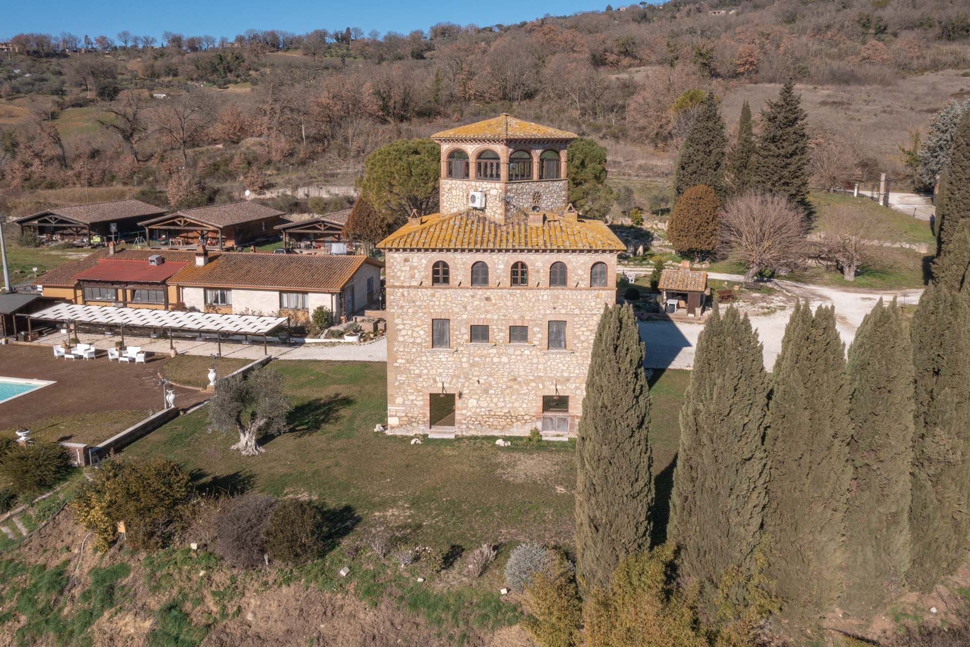 其他 在 Terni, Umbria 10115717