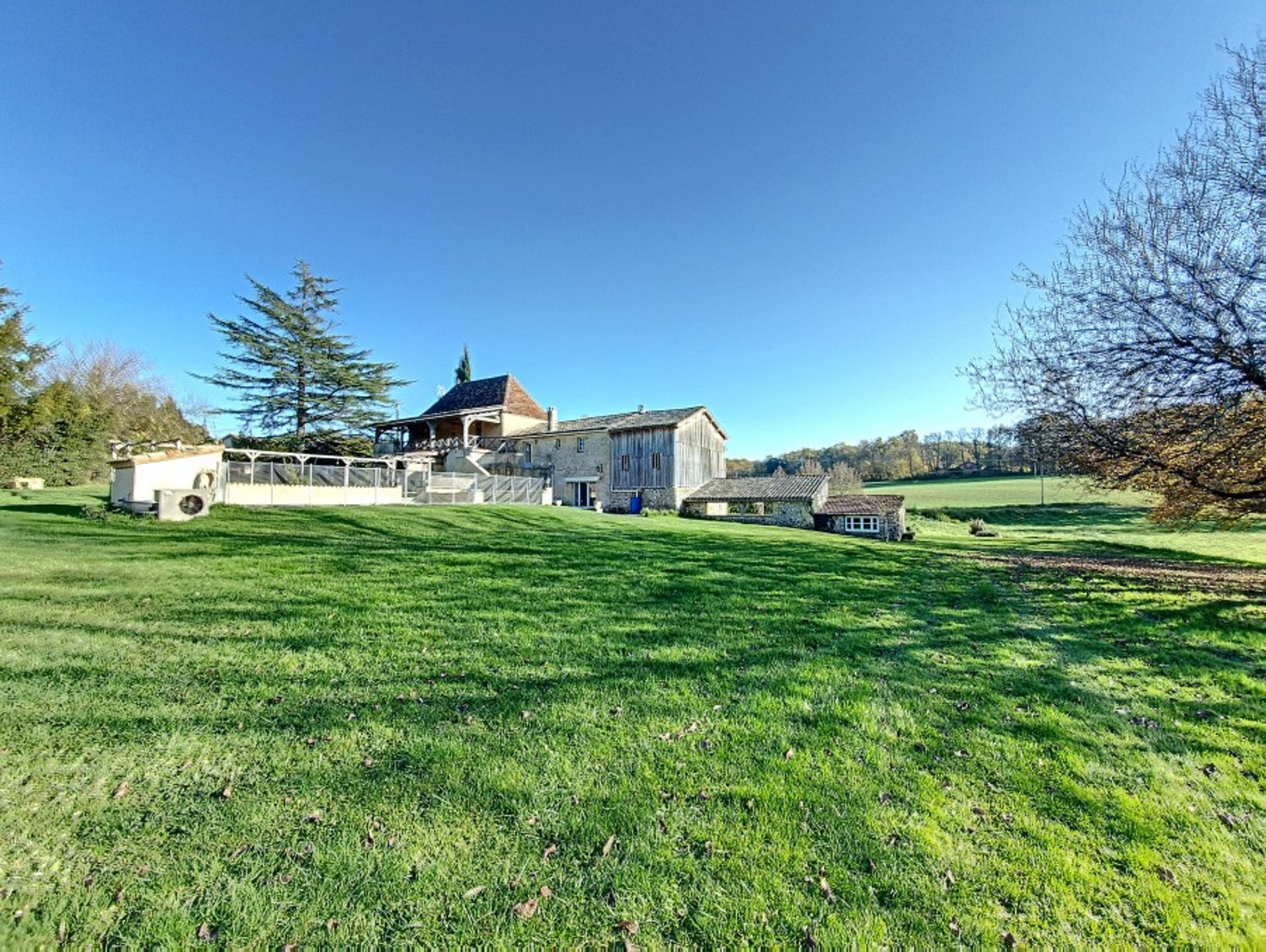 casa en Lalinde, Nouvelle-Aquitaine 10115918