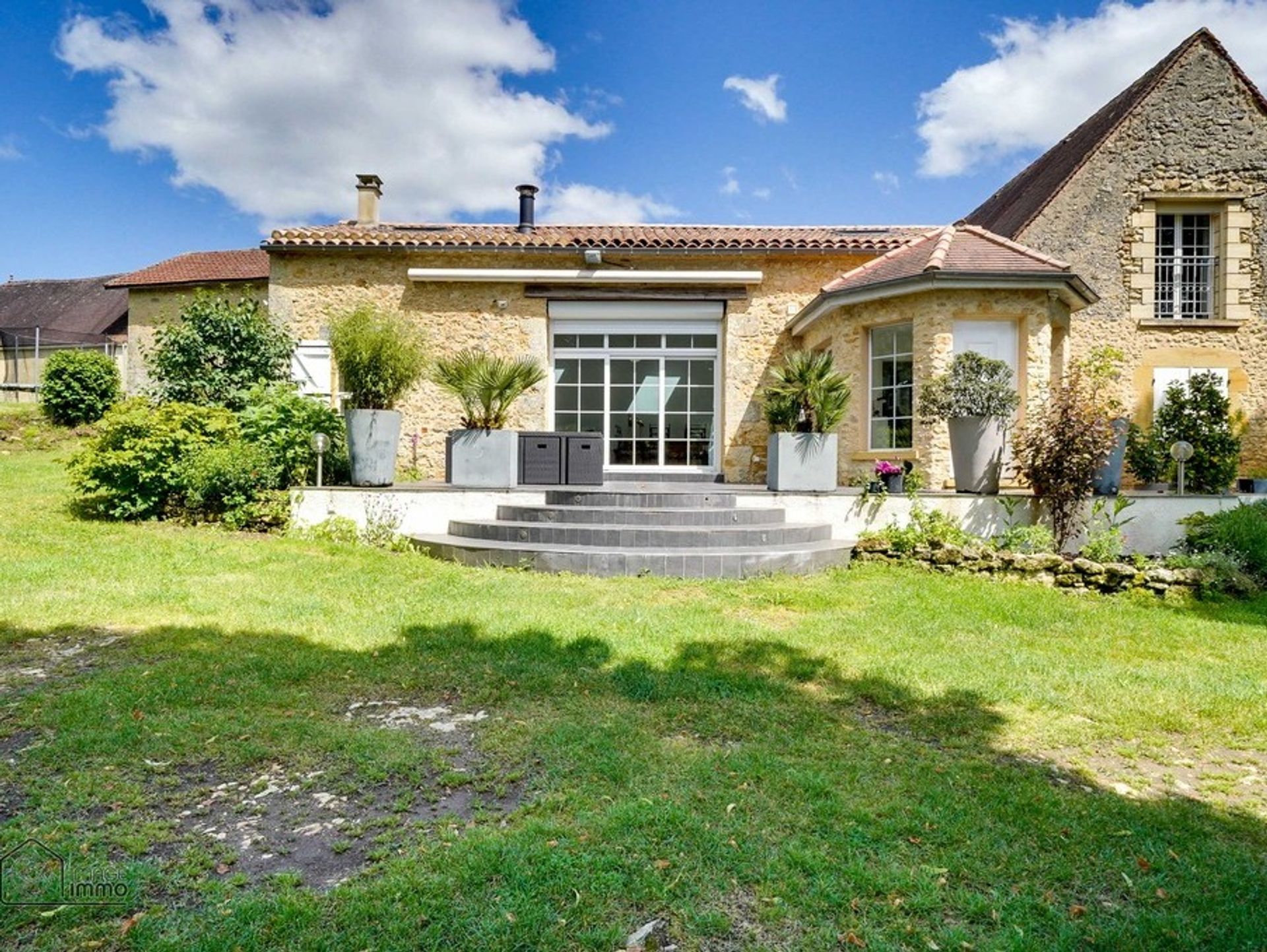 Huis in Lalinde, Nouvelle-Aquitaine 10115922