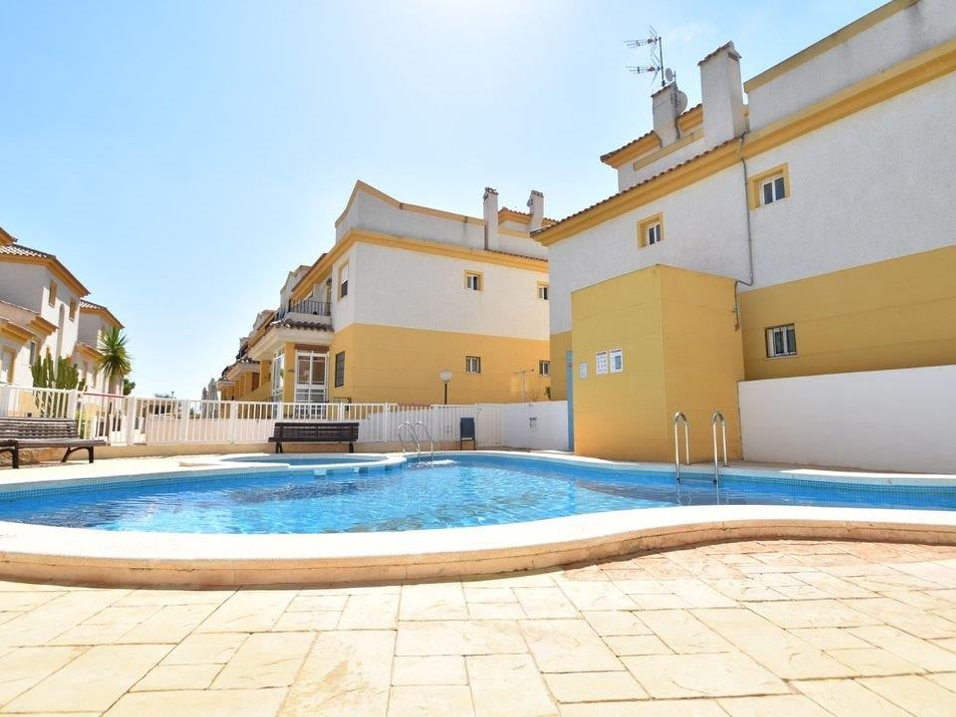 Condominium in Cox, Valencia 10116171