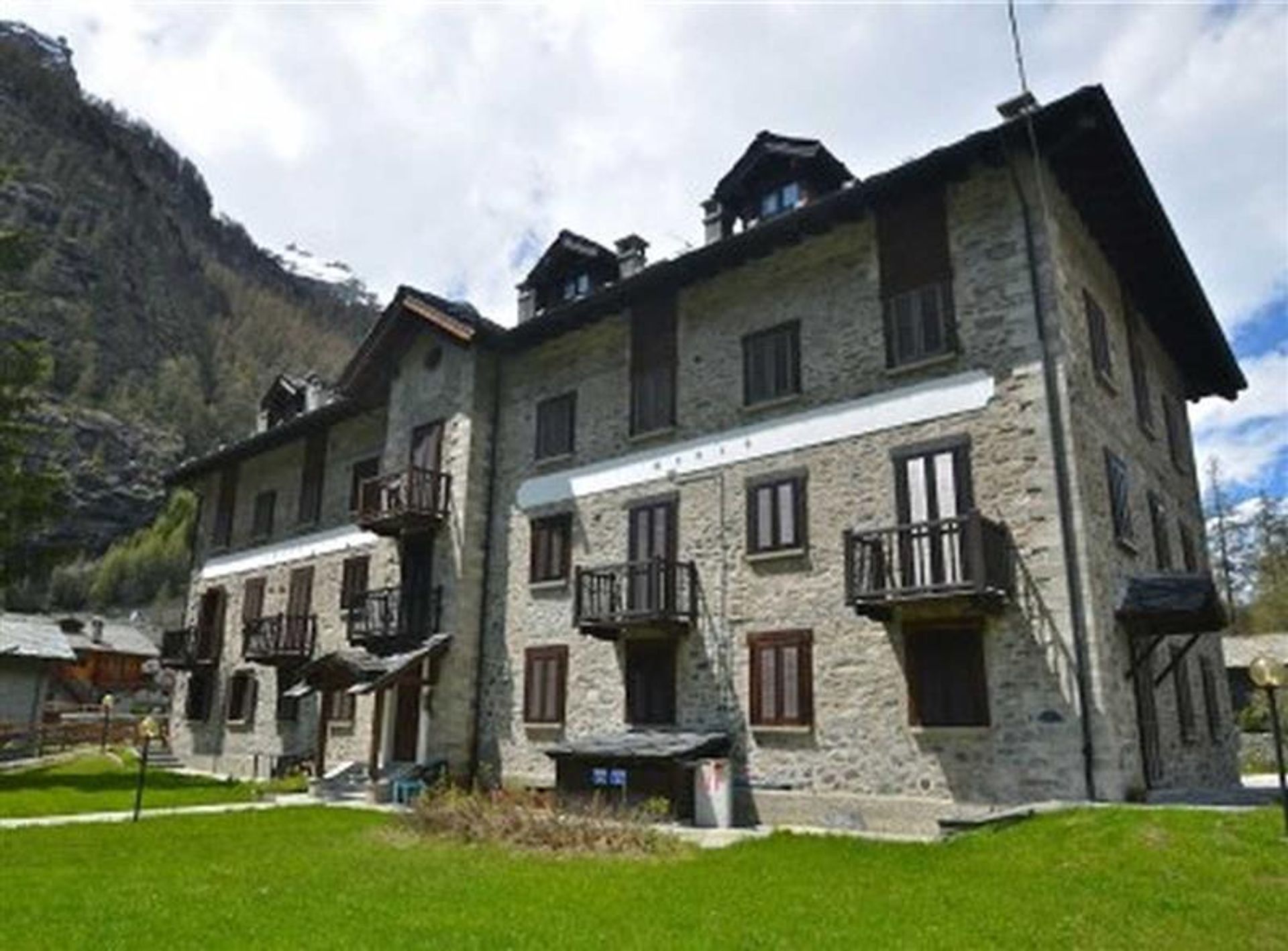 Condominio nel , Aosta 10116212