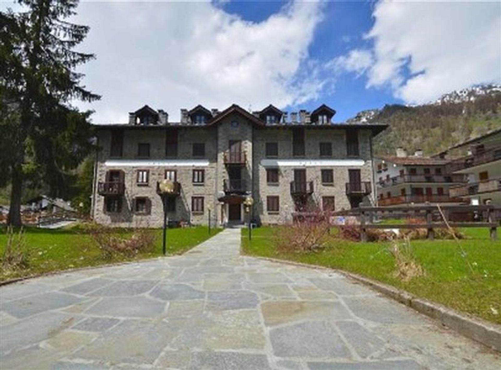 Condominio nel , Aosta 10116212