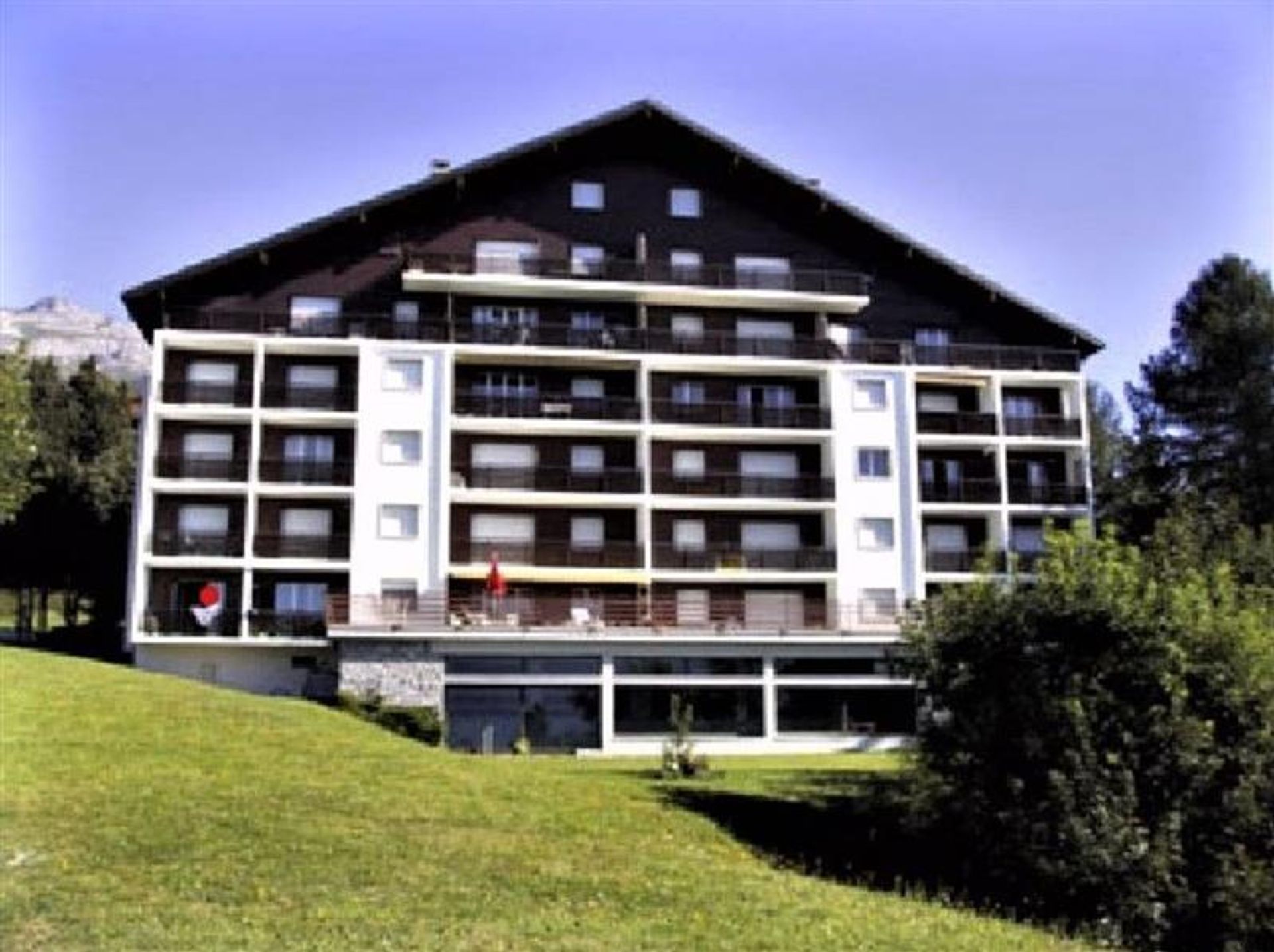 Kondominium w Crans-Montana, Valais 10116311