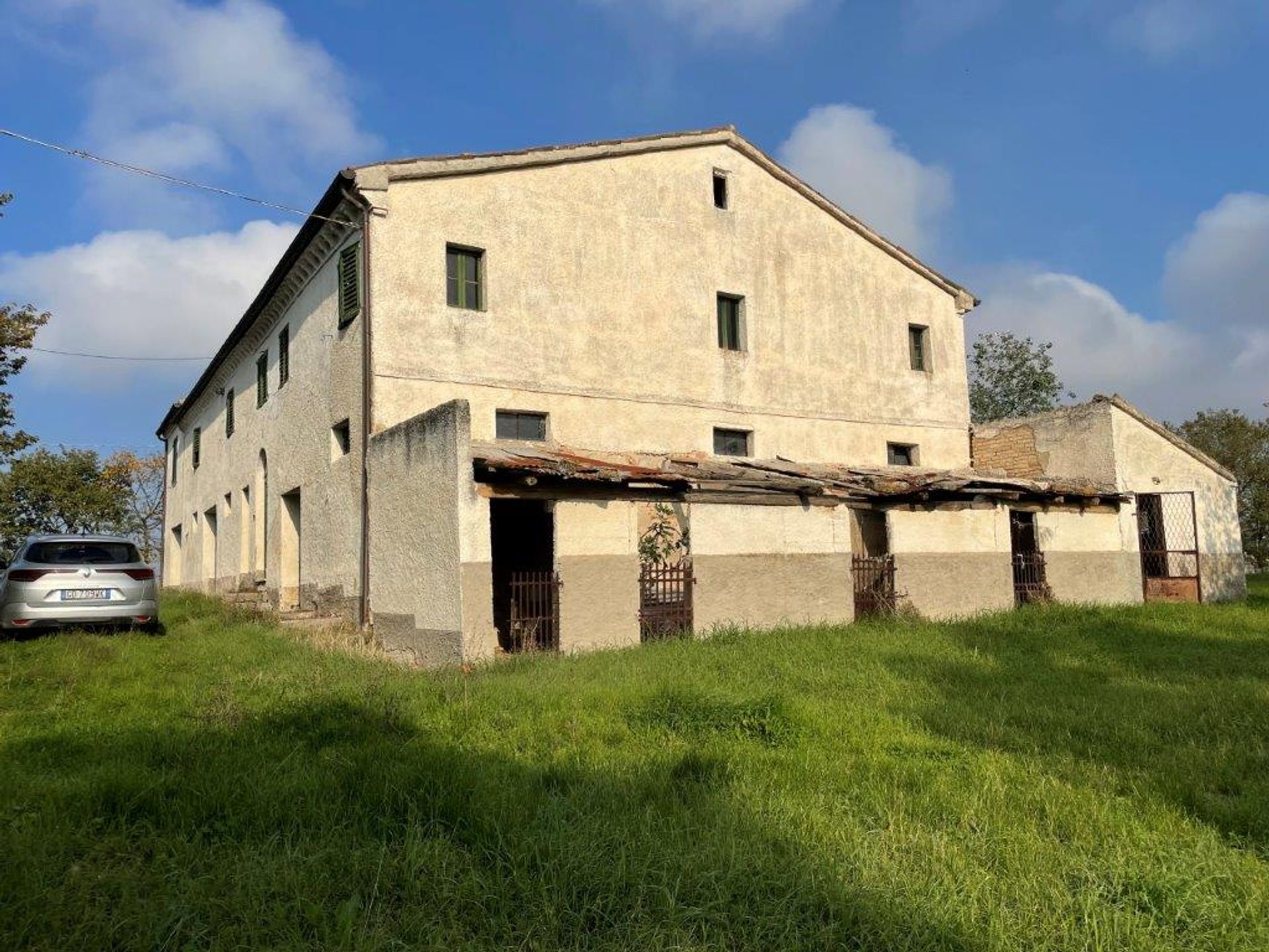 loger dans Iési, Marches 10116321