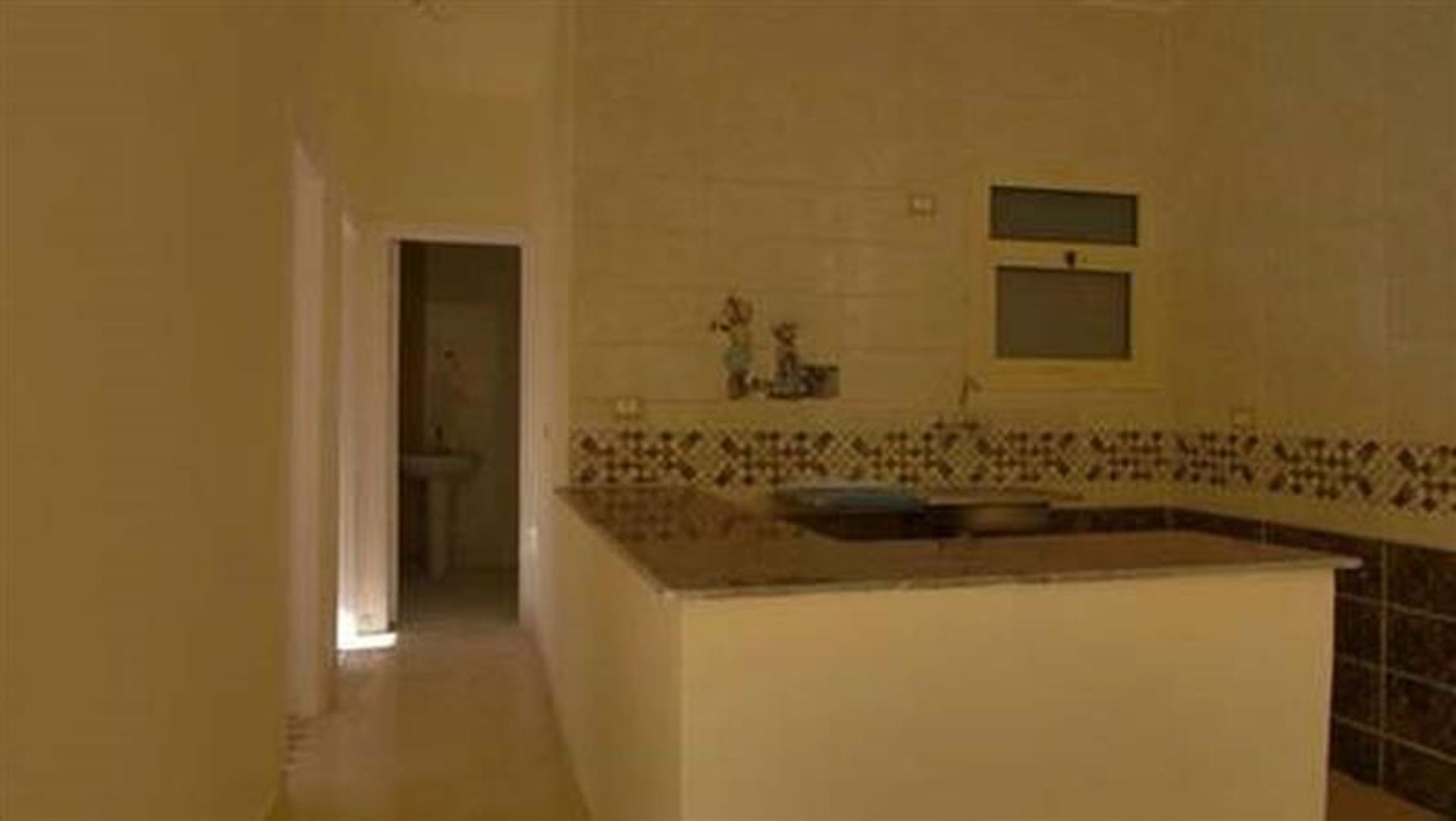 Condominium in Al `Alamayn, Matruh 10116348