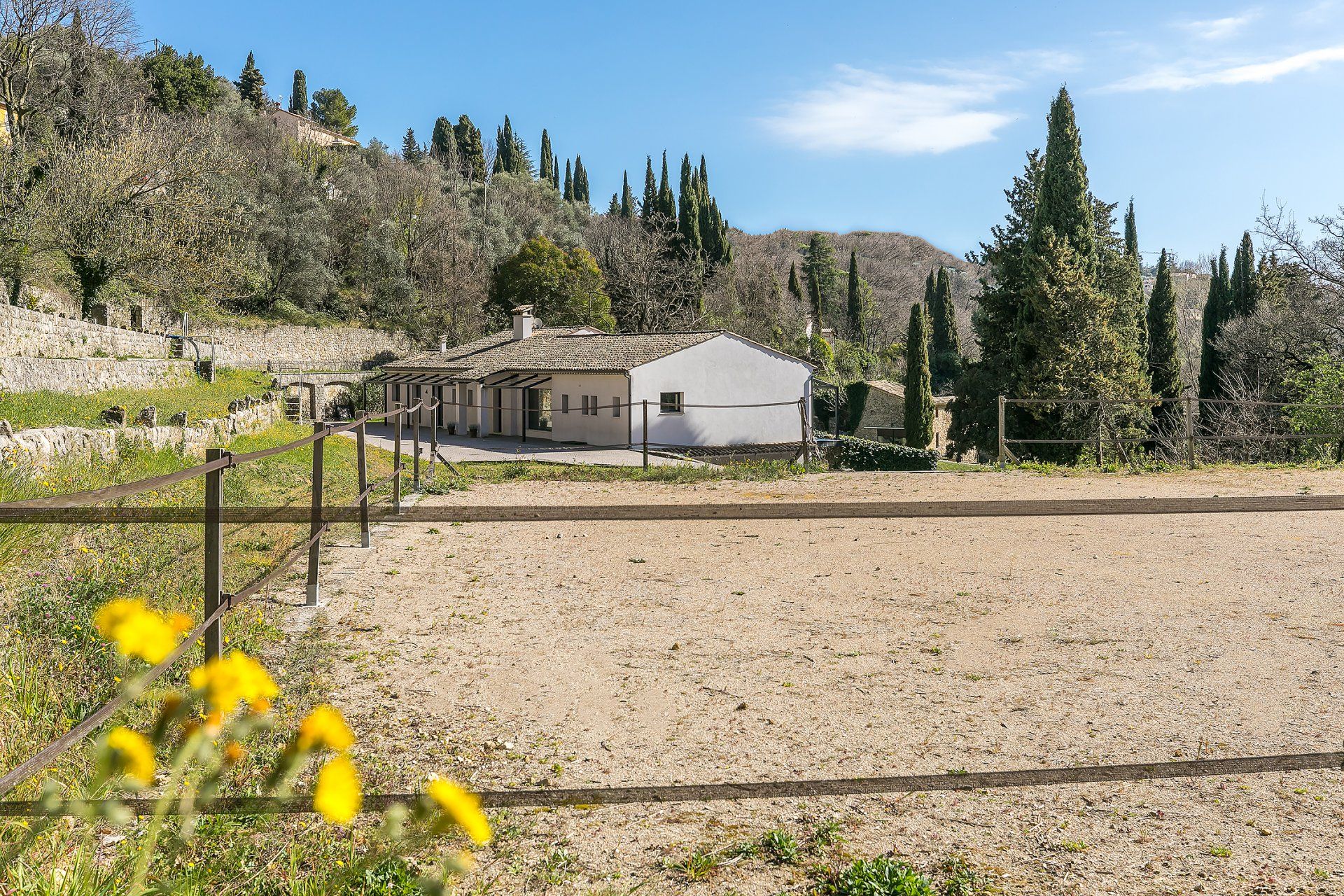 Dom w Grasse, Provence-Alpes-Côte d'Azur 10116752