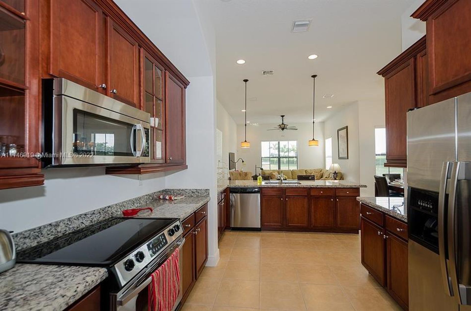 Condominio nel Pembroke Pines, Florida 10117860