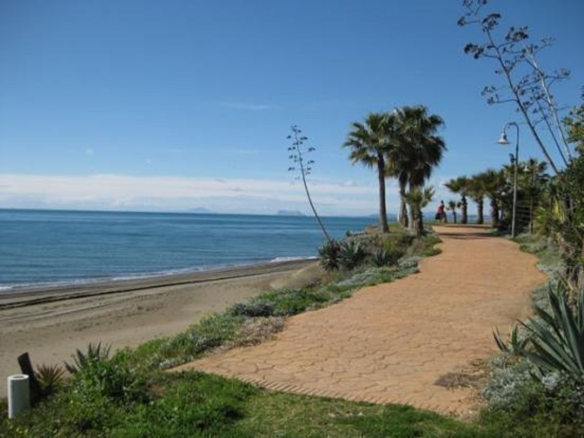 Ejerlejlighed i Estepona, Andalusia 10117868