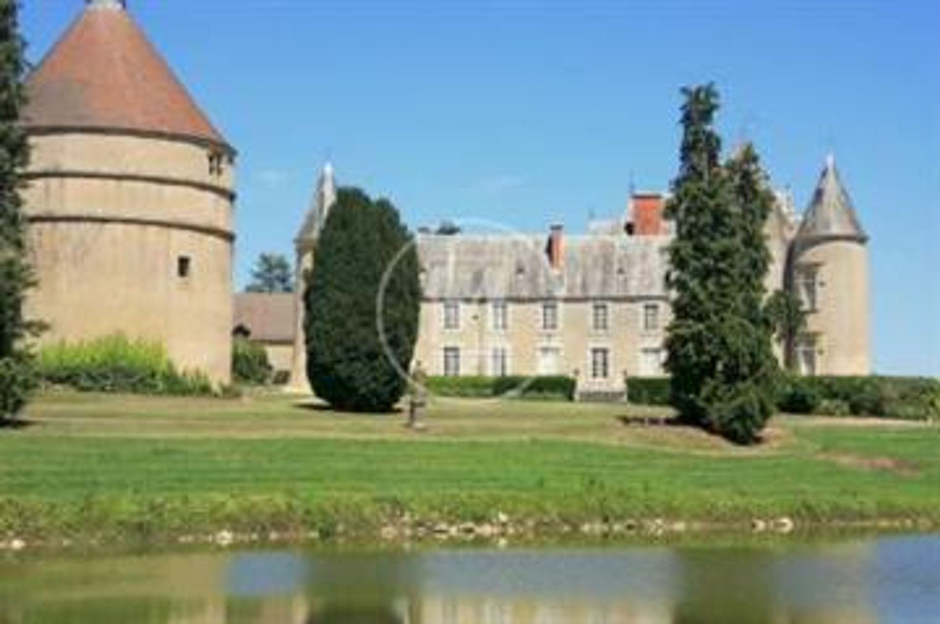 Casa nel Neuvy-le-Barrois, Centre-Val de Loire 10118046