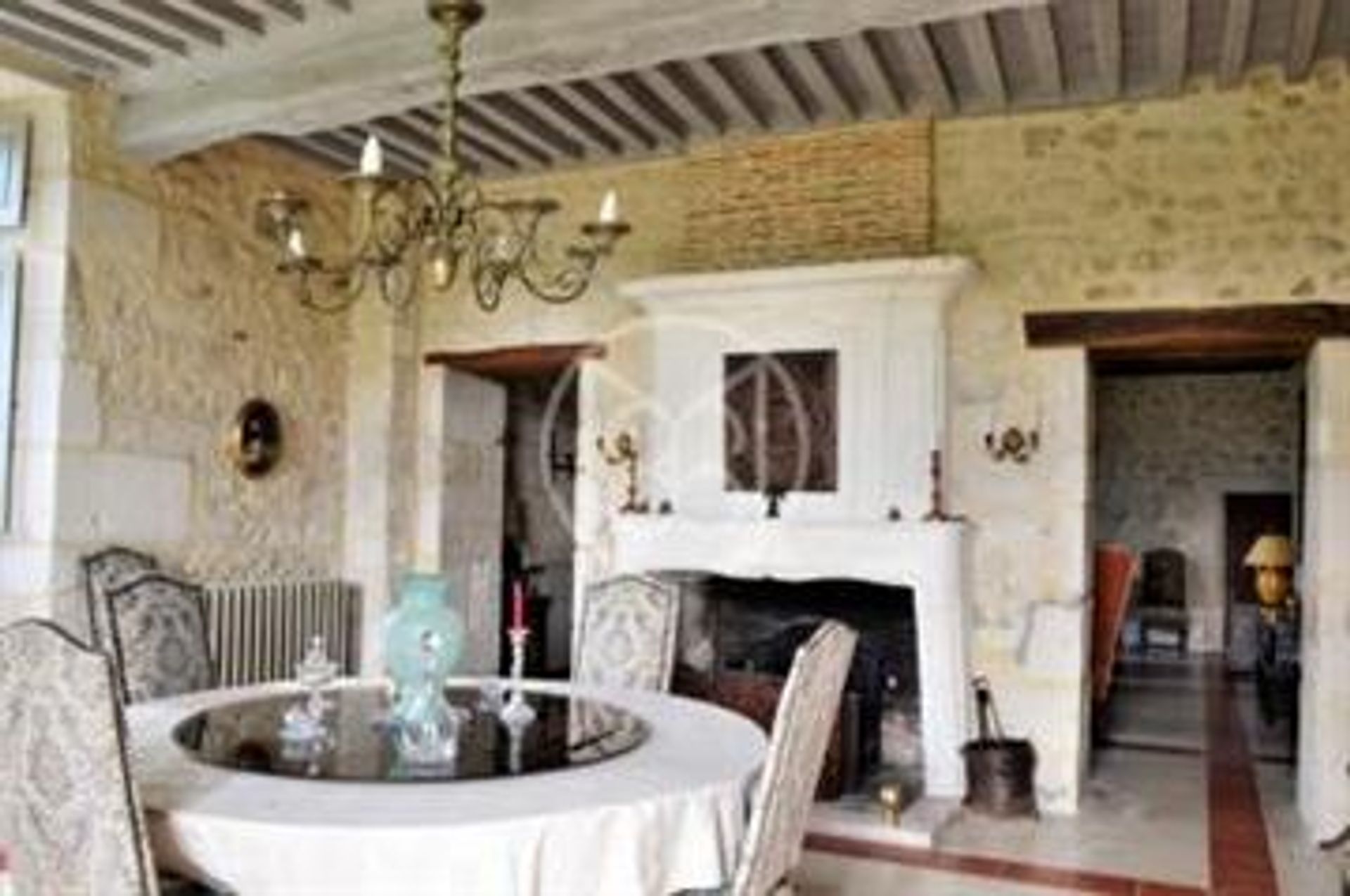 House in Combiers, Nouvelle-Aquitaine 10118103