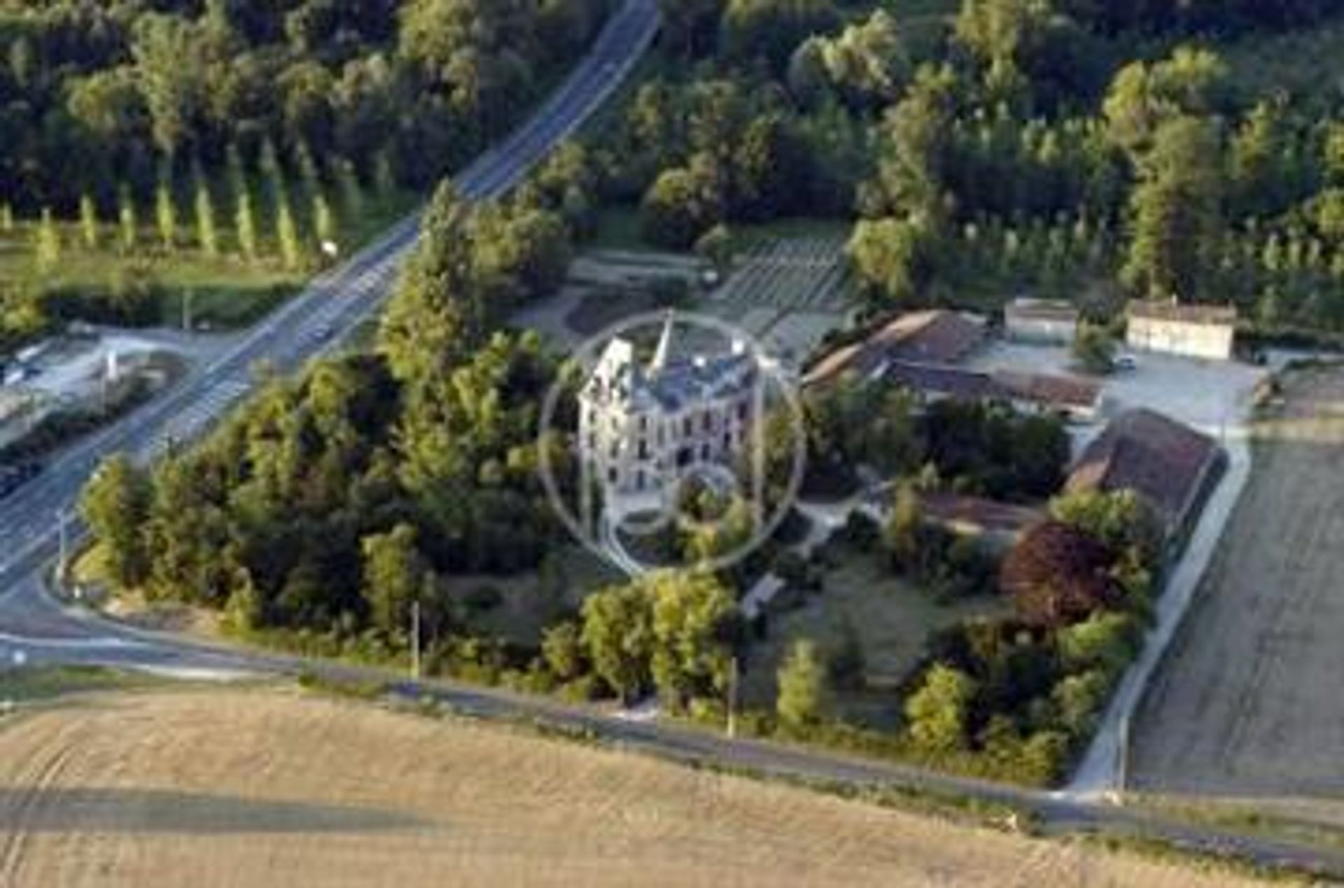 Casa nel Saint-Jean-d'Angély, Nouvelle-Aquitaine 10118107