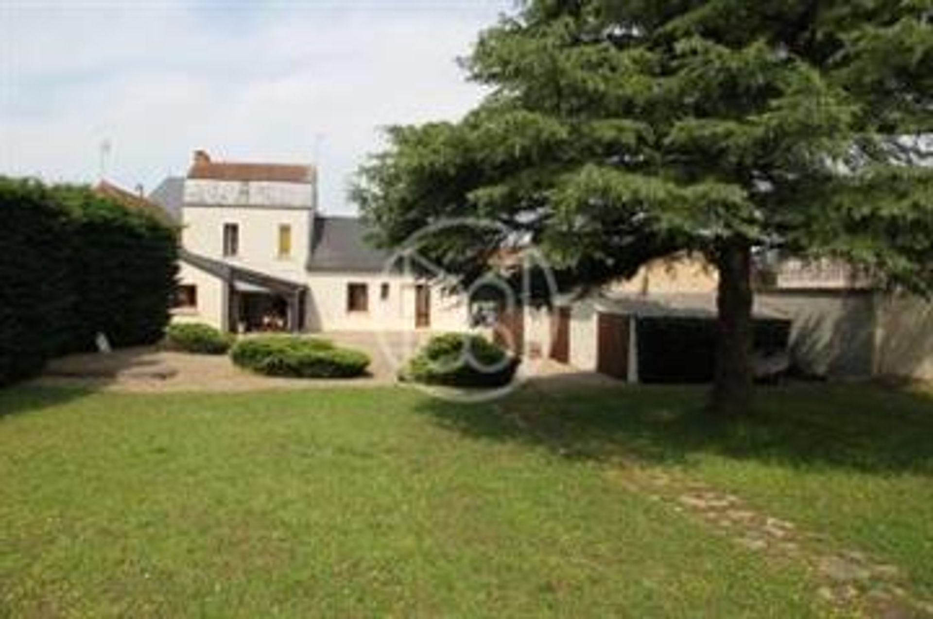 casa no Châtellerault, Nouvelle-Aquitaine 10118144