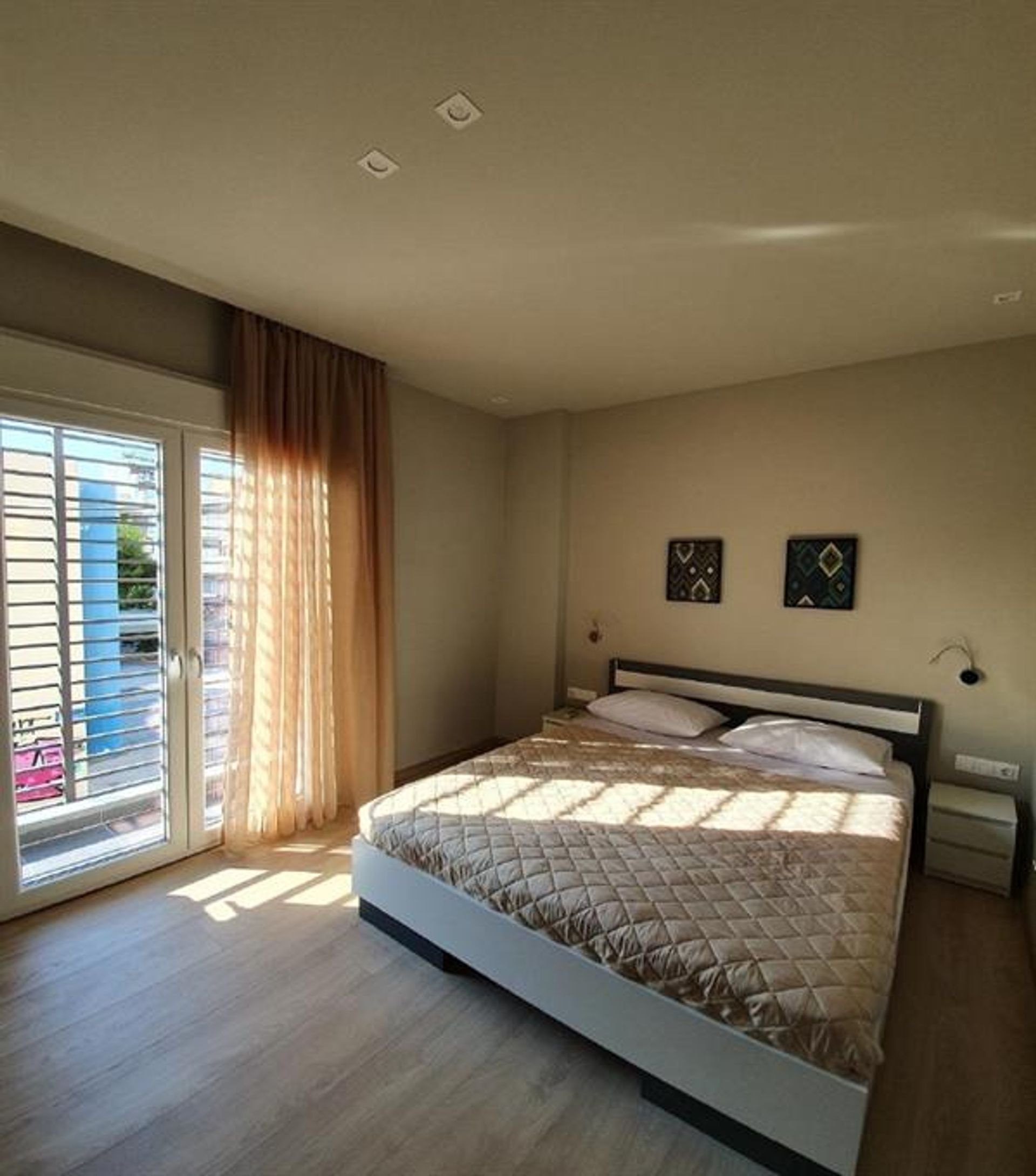 Condominium in Athina,  10118227