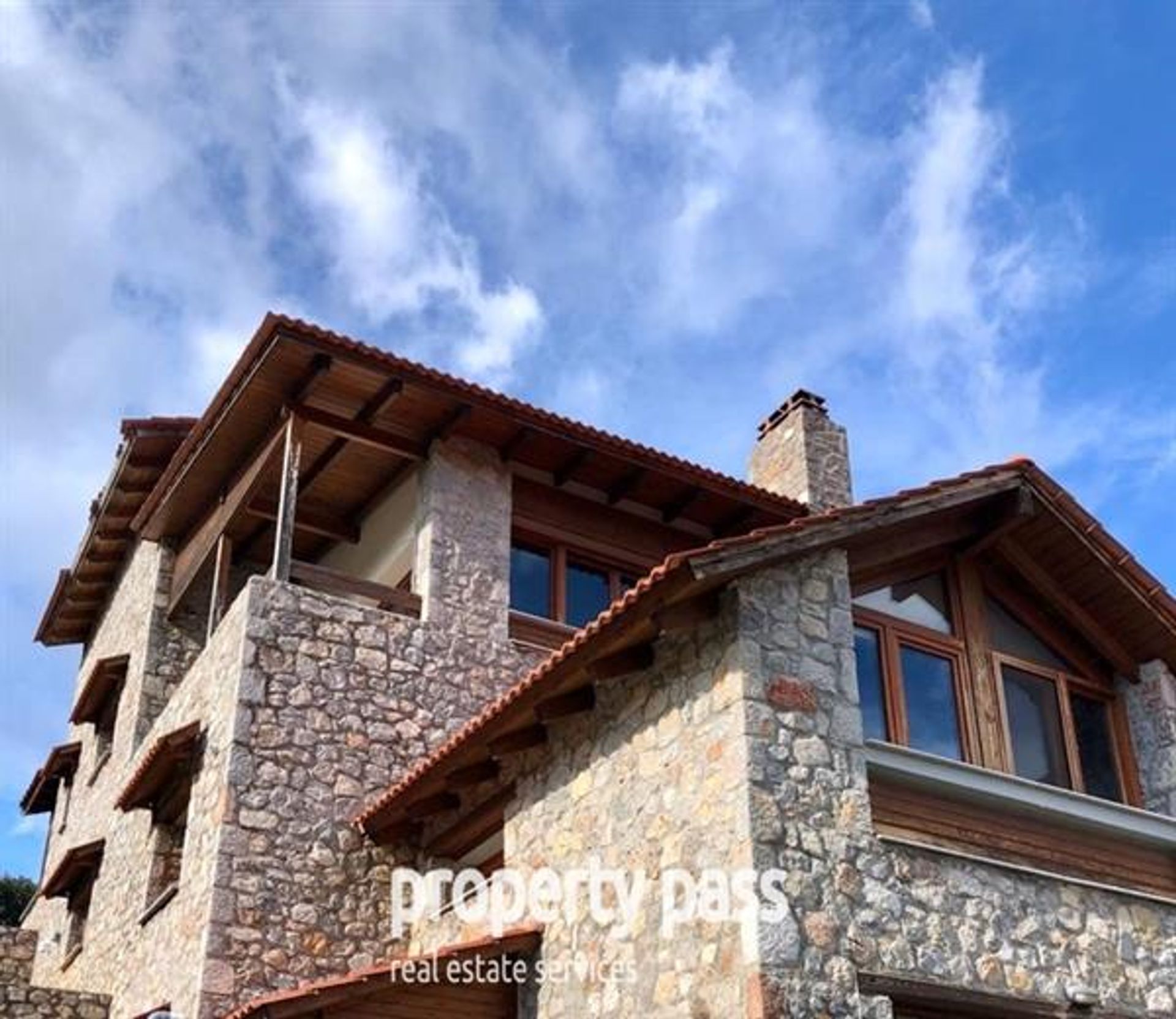 Hus i Arachova,  10118440