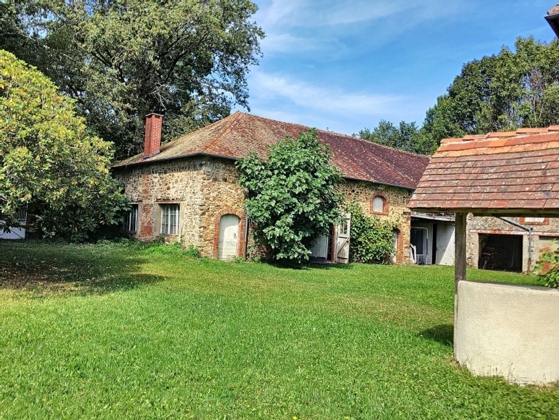 casa no La Coquille, Nouvelle-Aquitaine 10118464