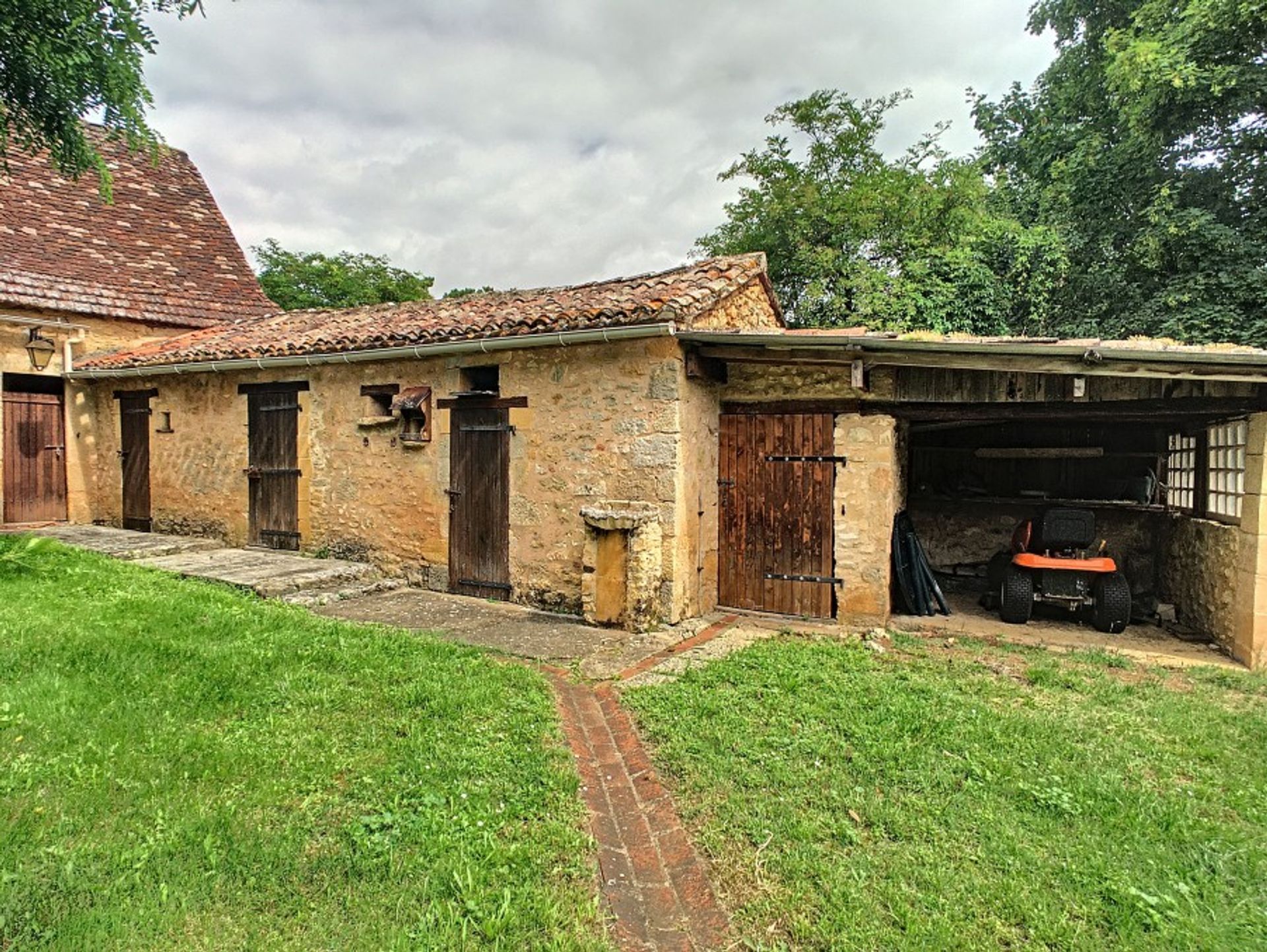 Rumah di Mauzac-et-Grand-Castang, Nouvelle-Aquitaine 10118482