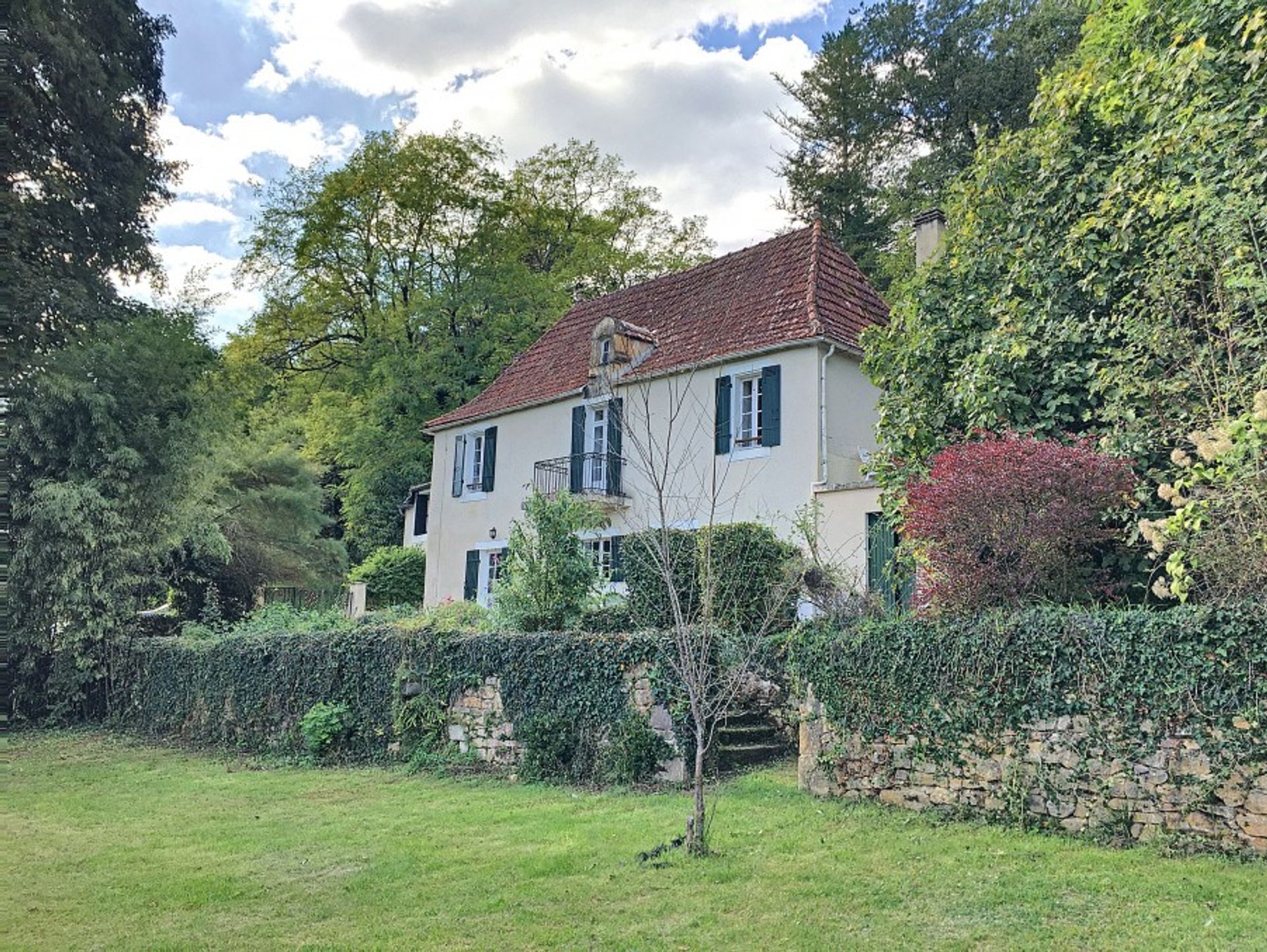 Huis in Mauzac-et-Grand-Castang, Nouvelle-Aquitaine 10118483