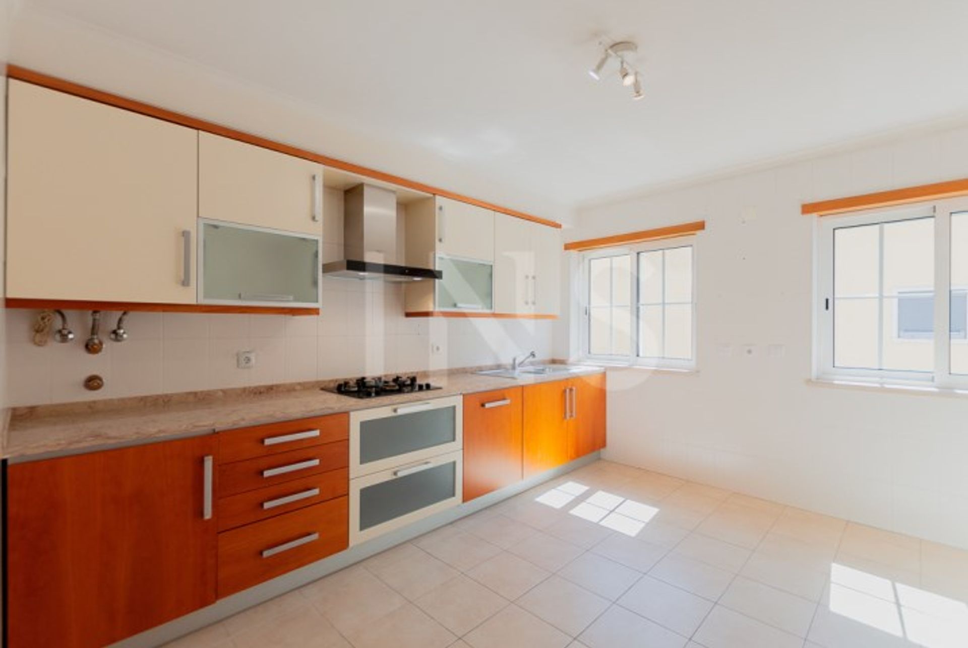 Condominium dans , Lisbon 10118545