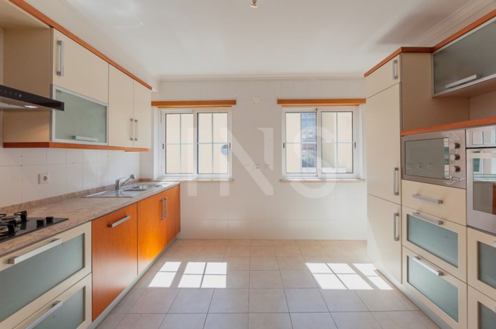 Condominium in , Lisbon 10118545