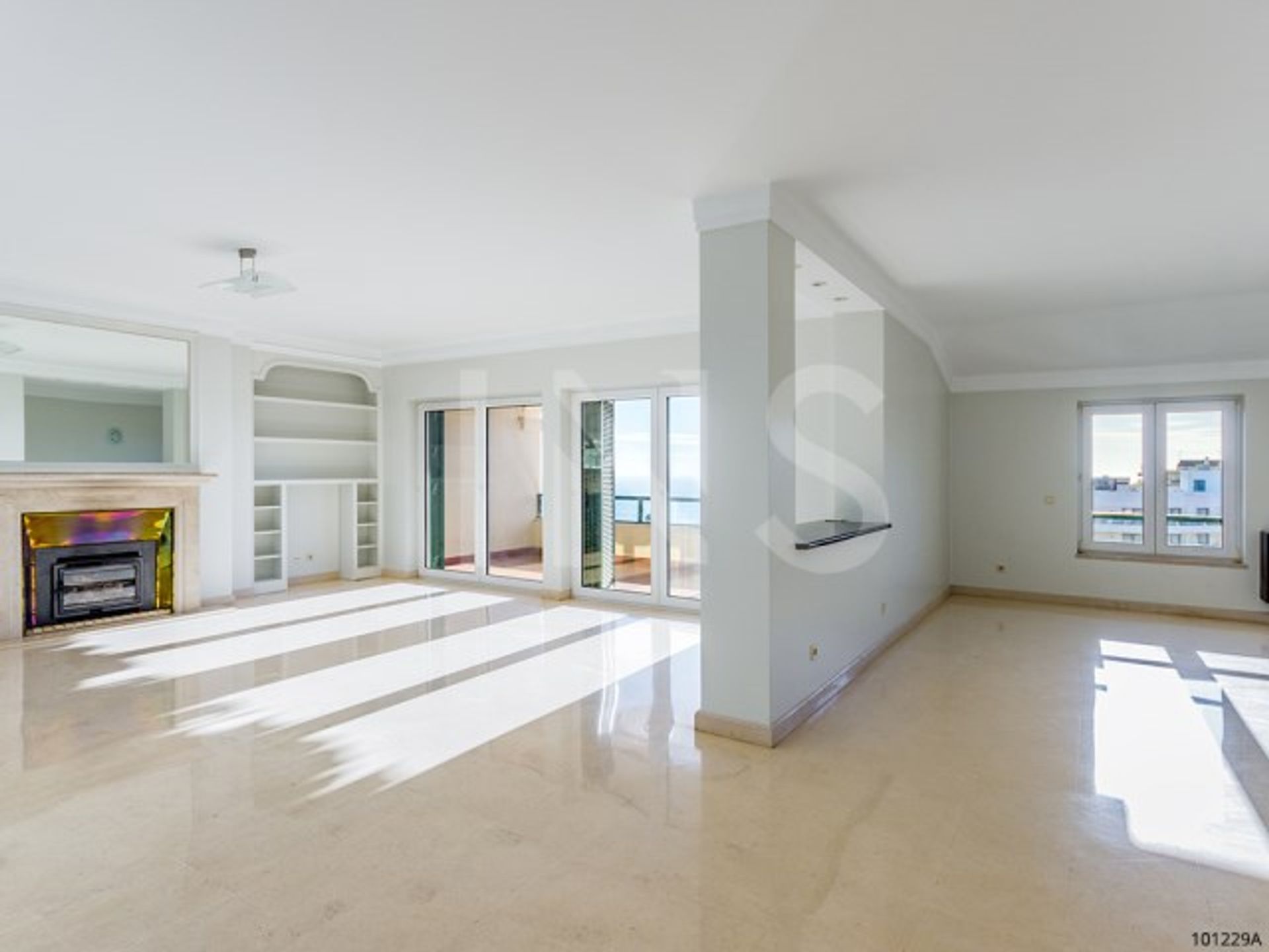 Condominium in Cascais, Lisboa 10118597